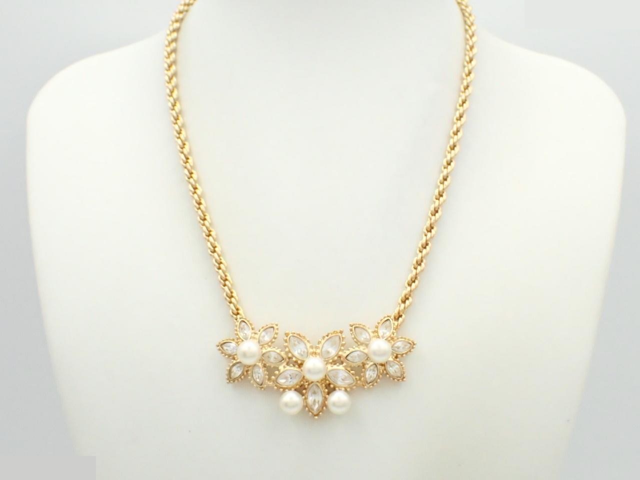 necklace, with box, total length approximately 42 cm. — view 3