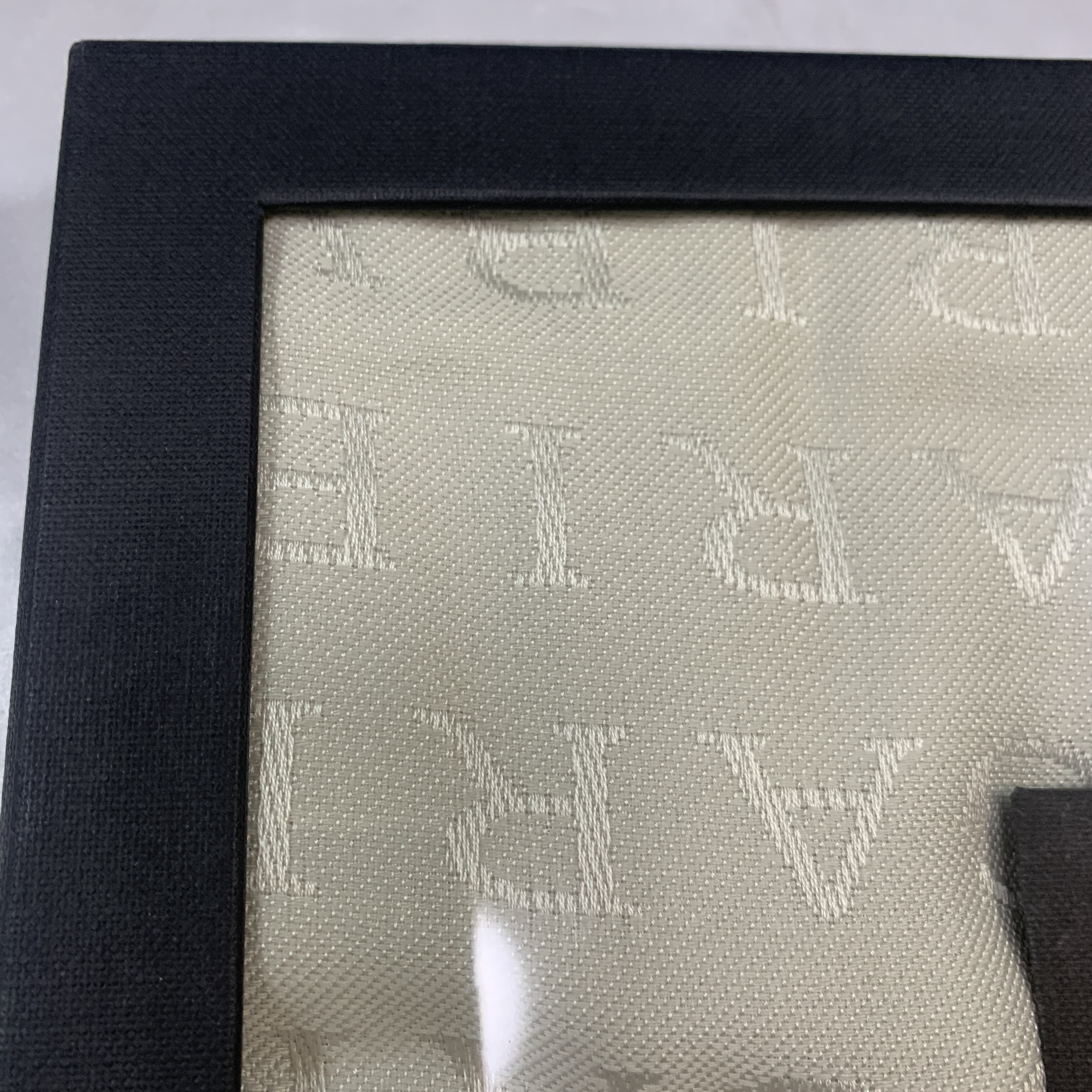 scarf, unused, gift item. — view 3
