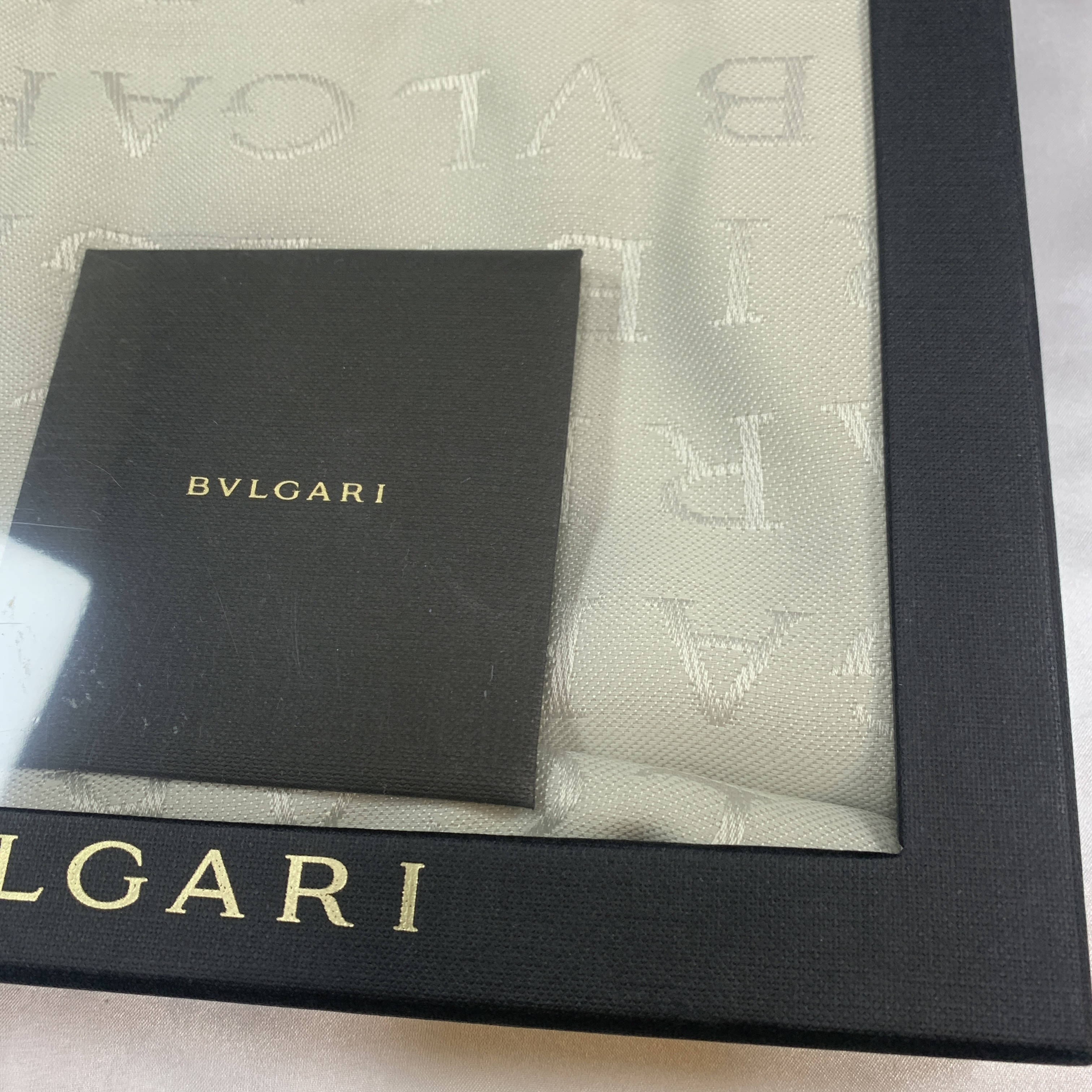 scarf, unused, gift item. — view 6
