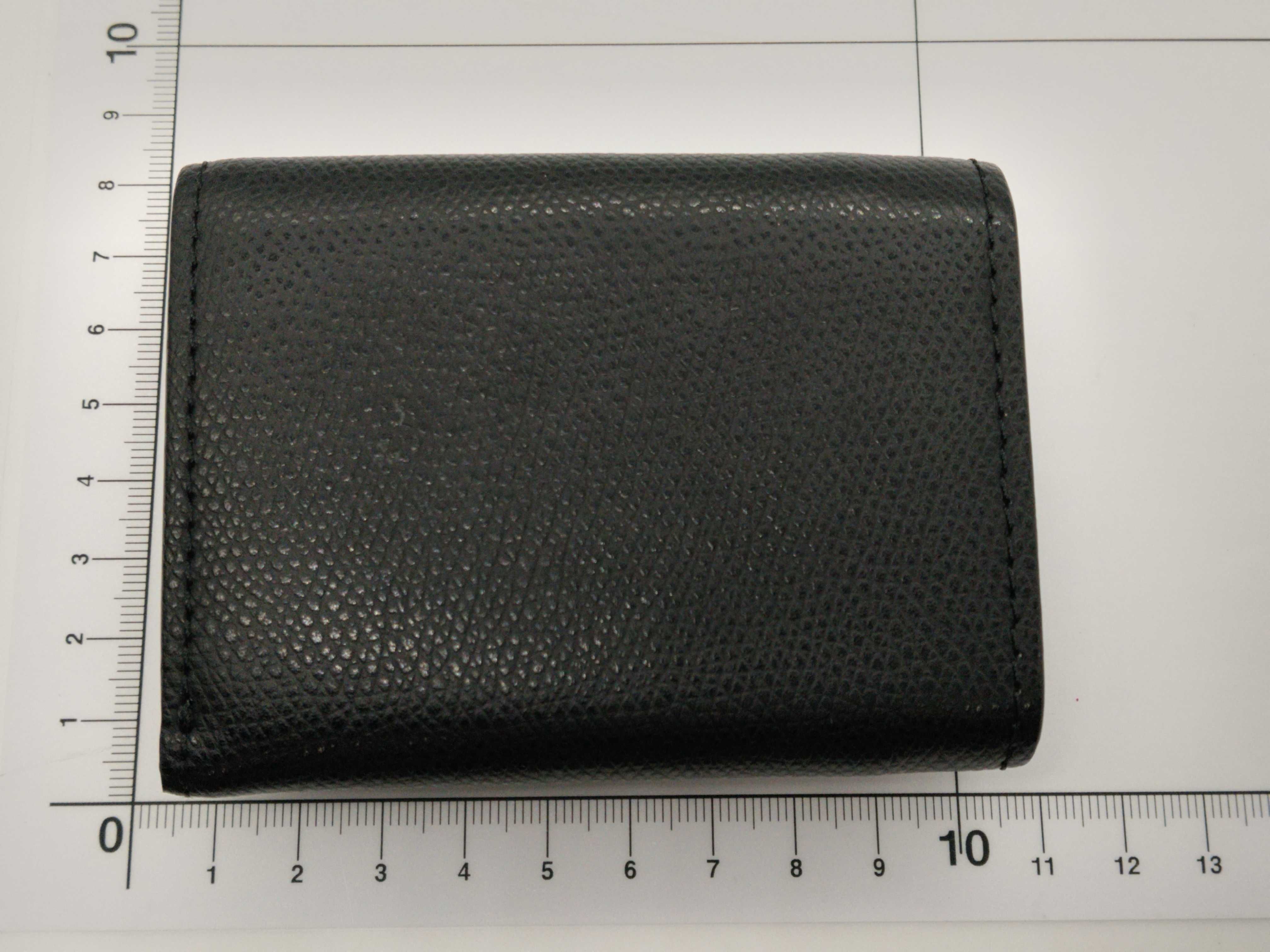 wallet — view 2