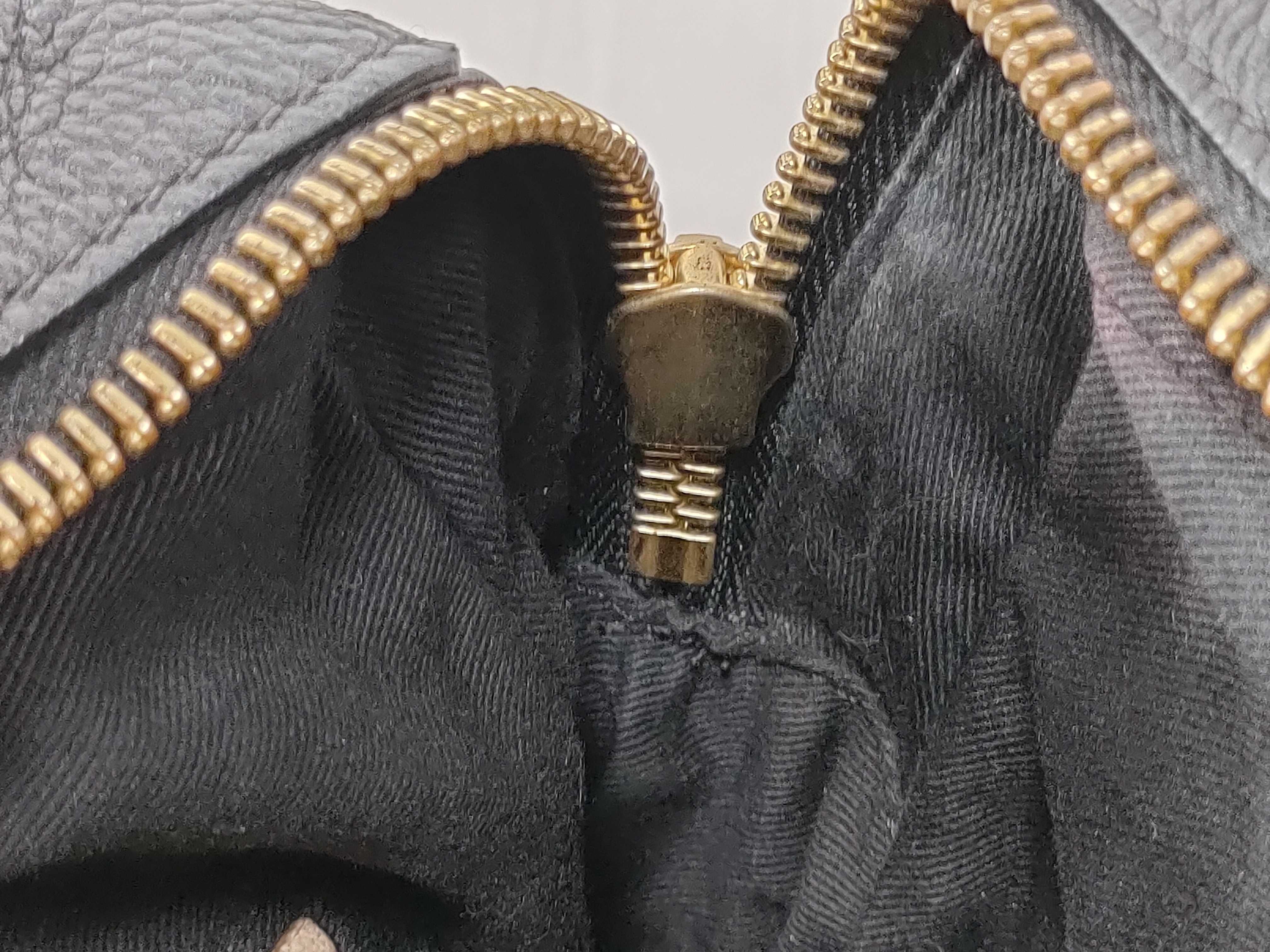 Paraty Medium Handbag — view 15