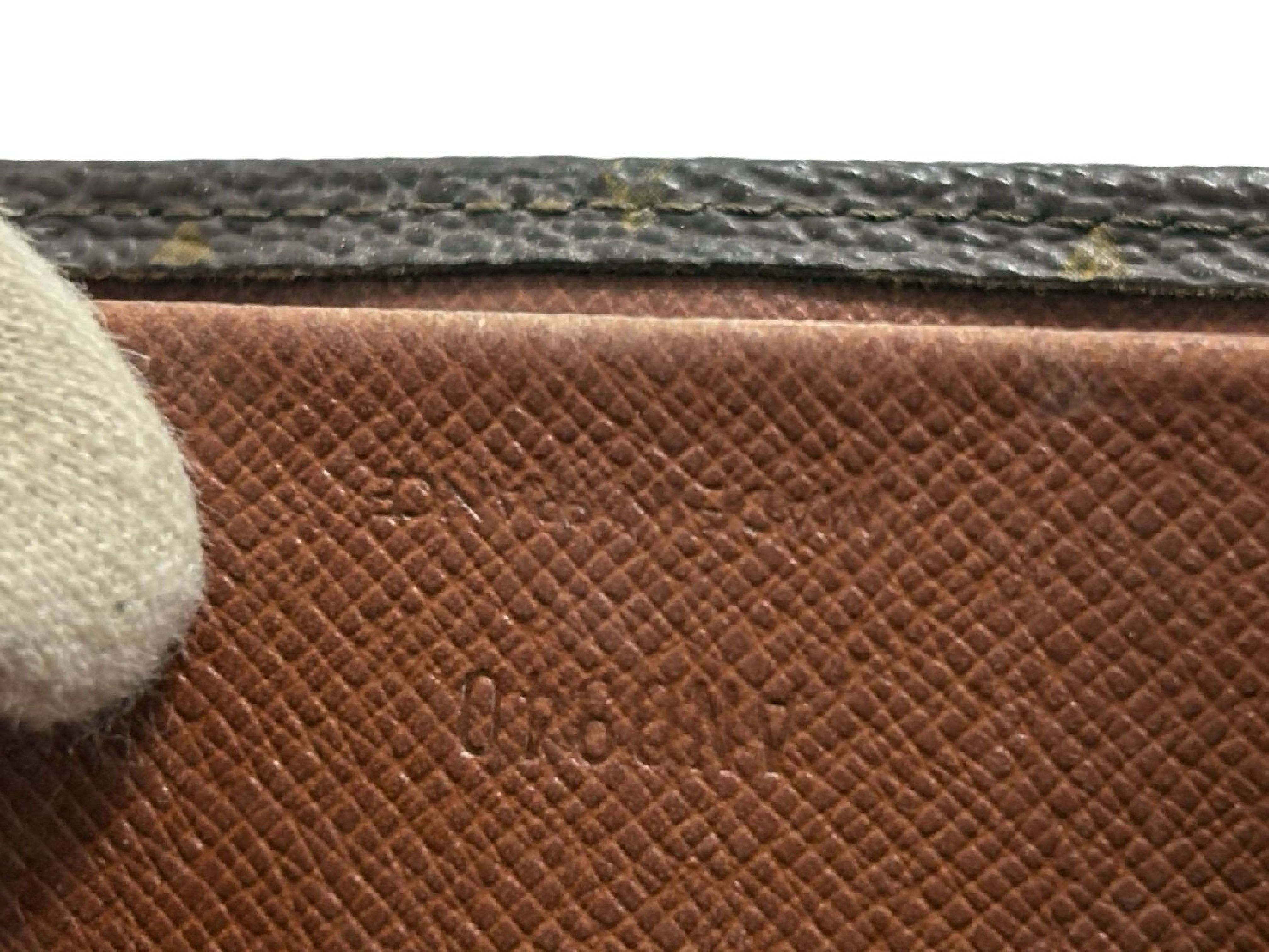 Monogram Portemonnaie Billet Carte Credit Wallet — view 7