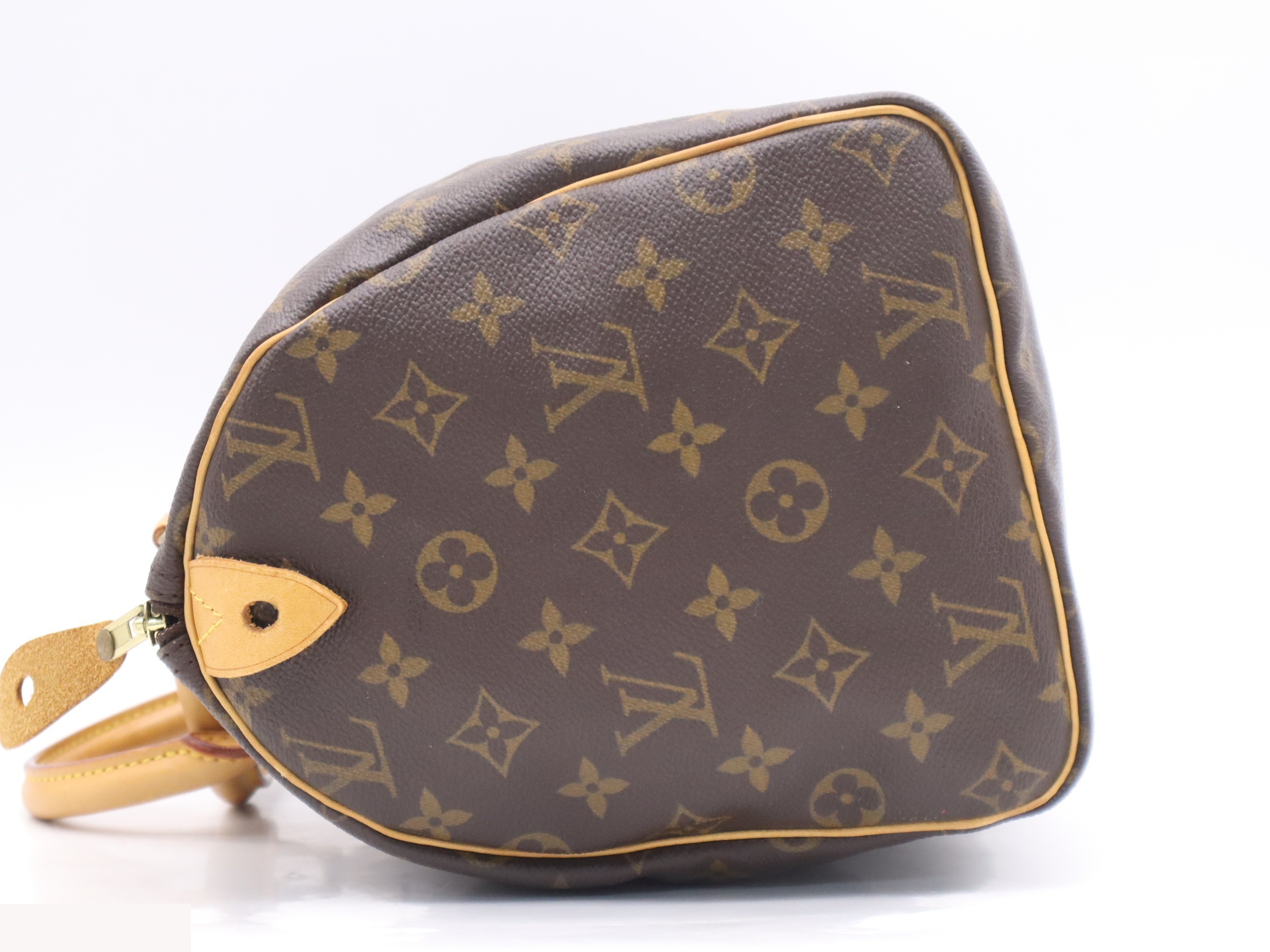 Speedy 30 with padlock and key — view 3