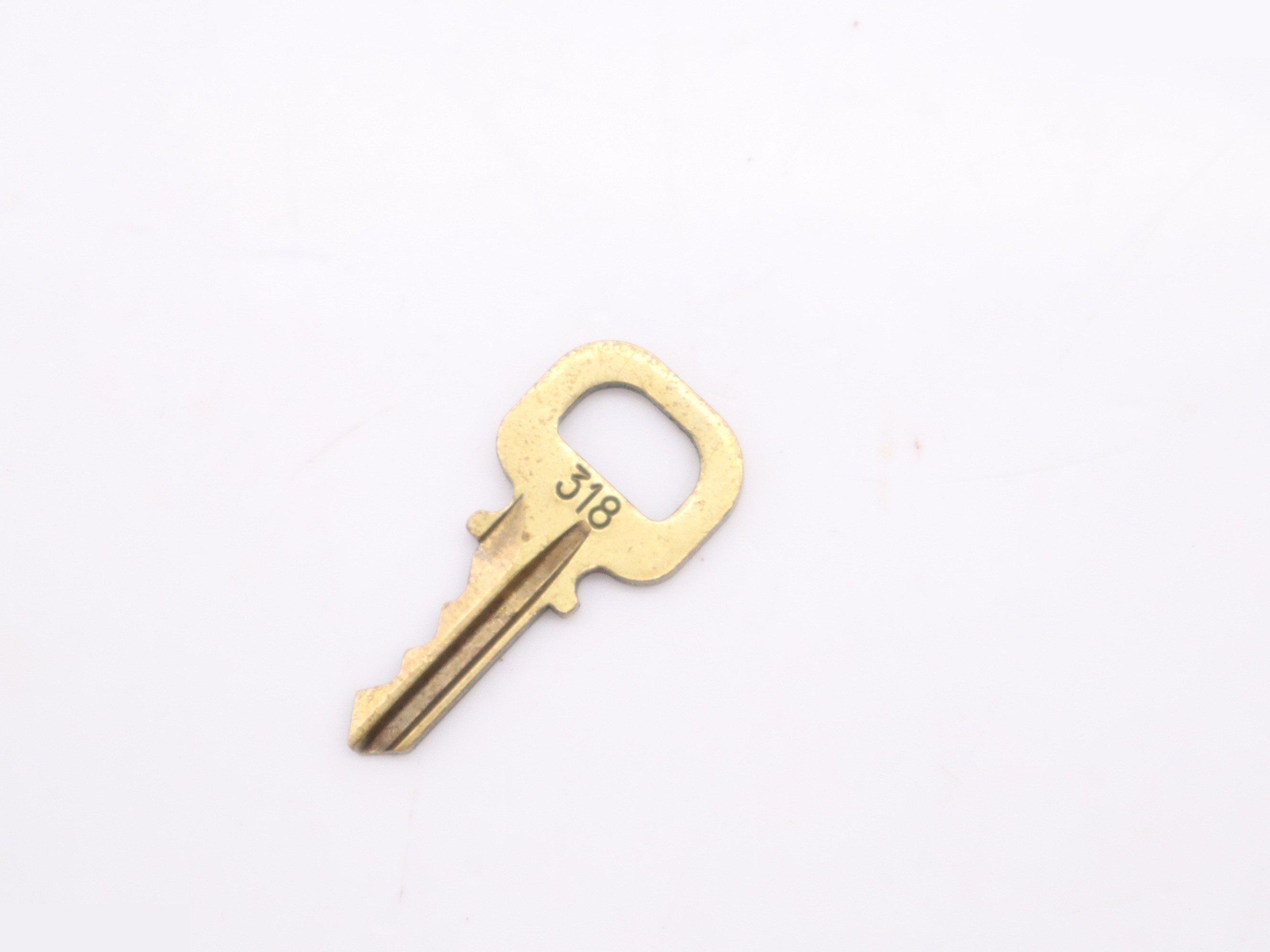 Speedy 30 with padlock and key — view 9