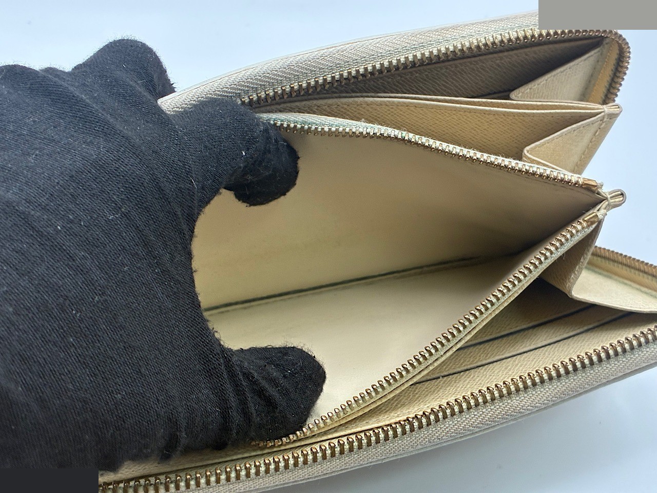 N60019 Damier Azur Zippy — view 5