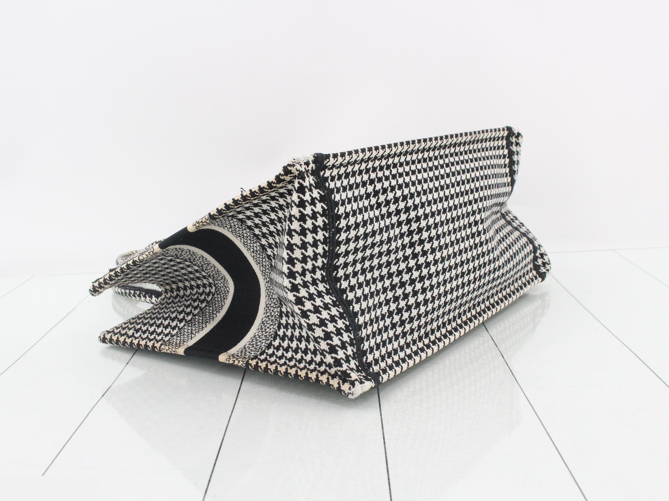 Book Tote — view 5