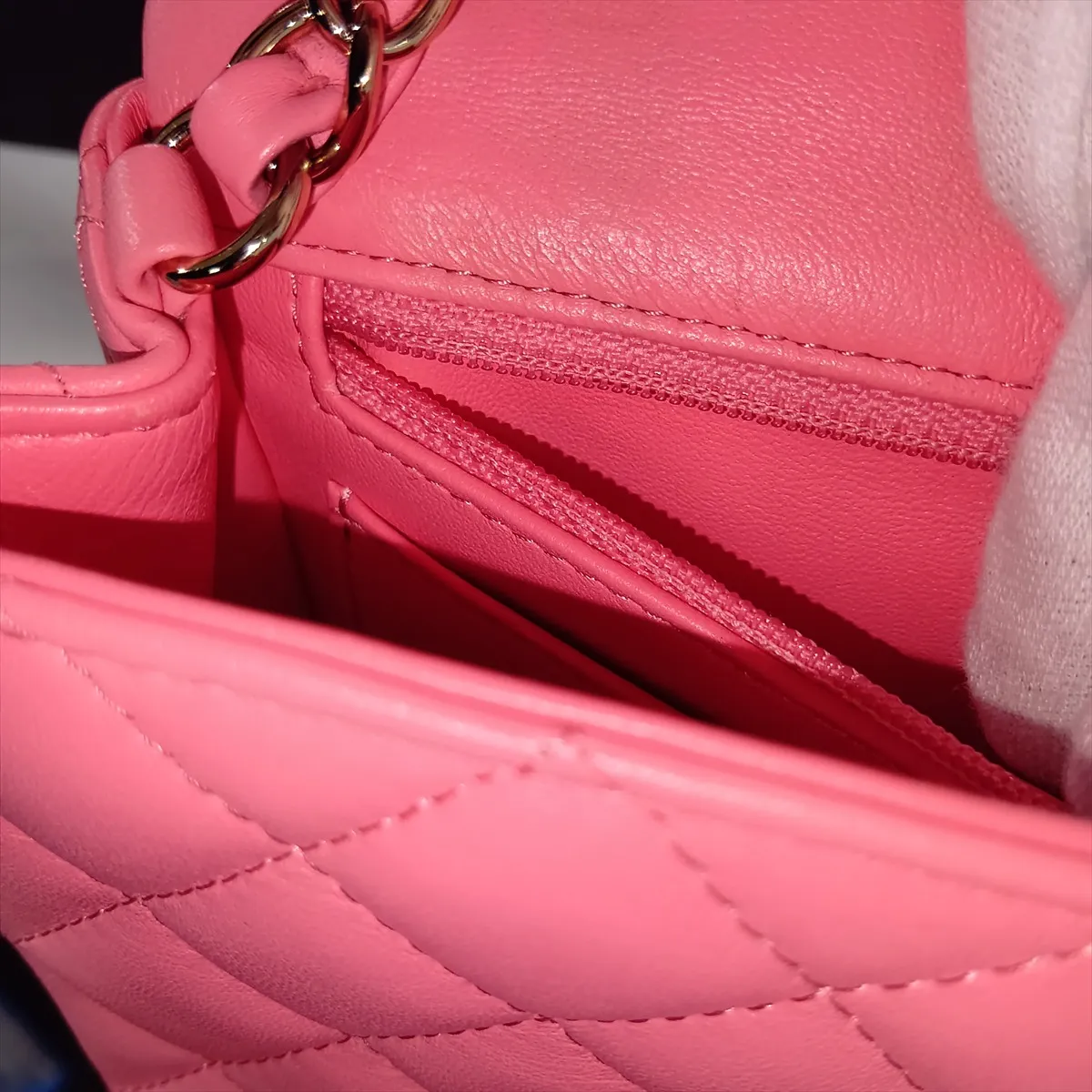 Mini Matelassé 20 Lambskin Single Flap Single Chain Bag, Pink with Gold Hardware, U7K65E6A, Random Plate, A69900 — view 15