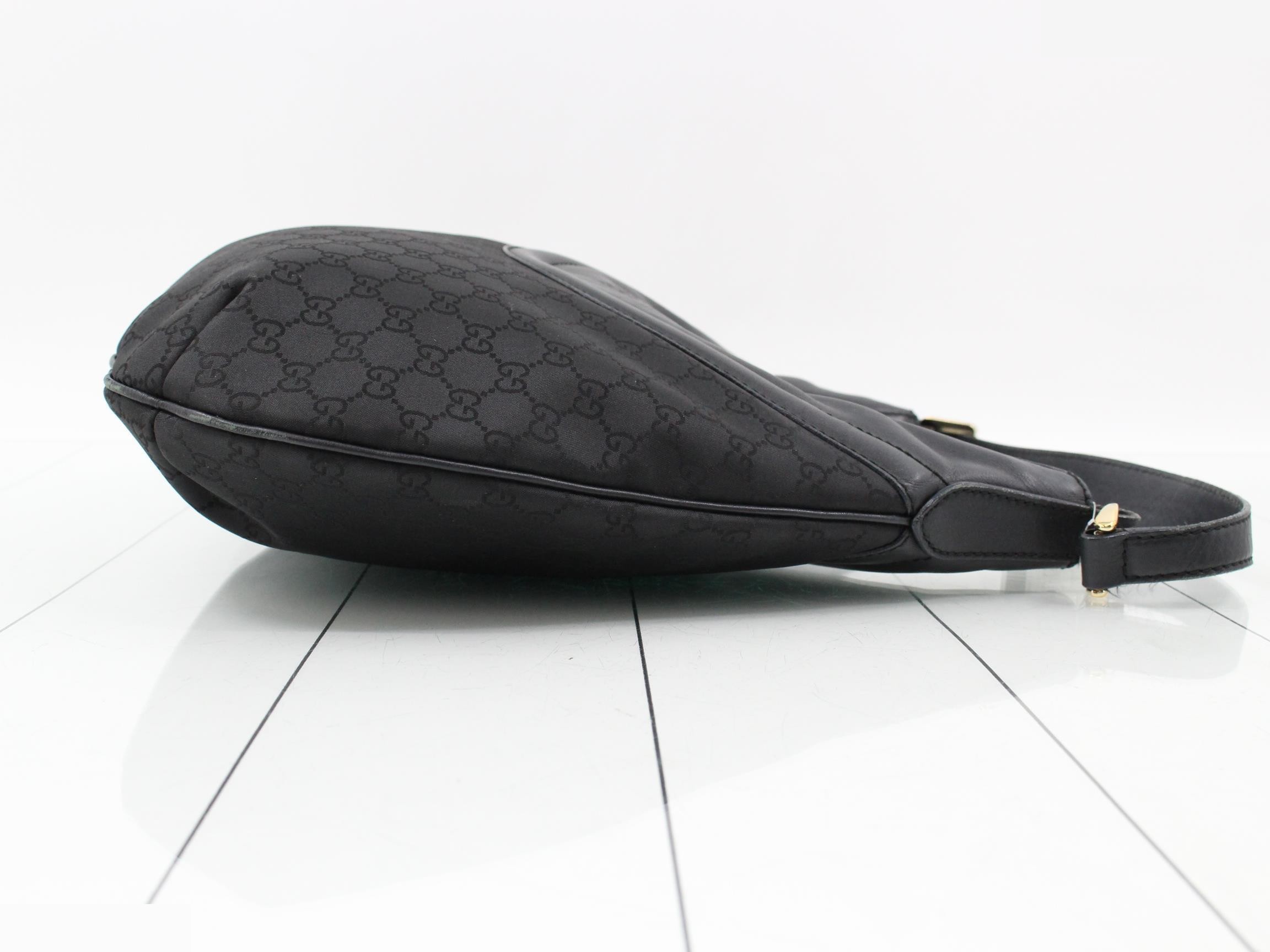 Crest GG Canvas One-Shoulder Bag 262903 — view 3