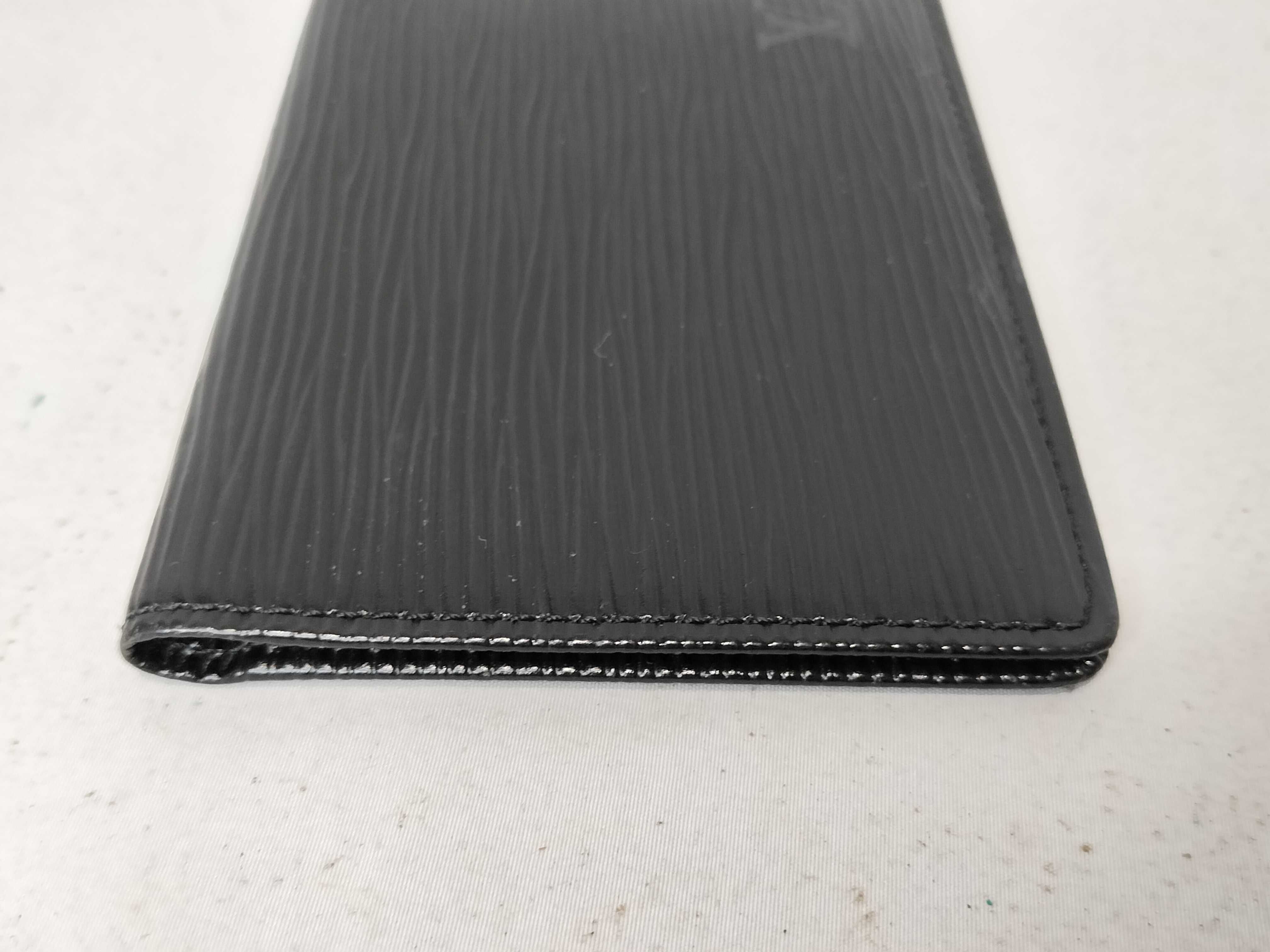Epi Leather Porte 2 Cartes Vertical M63202 Pass Case — view 4