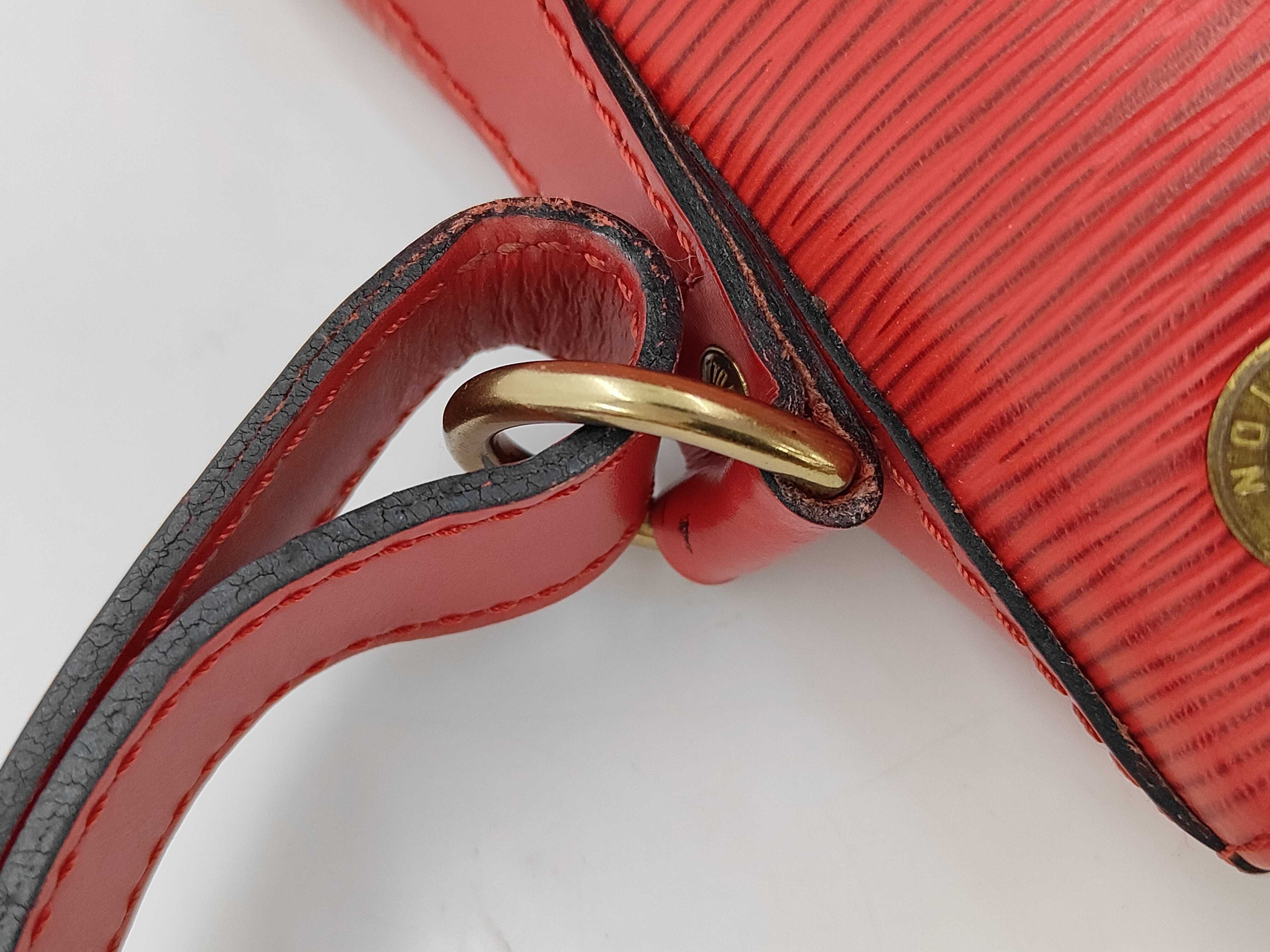 Epi Noe Shoulder Bag — view 5