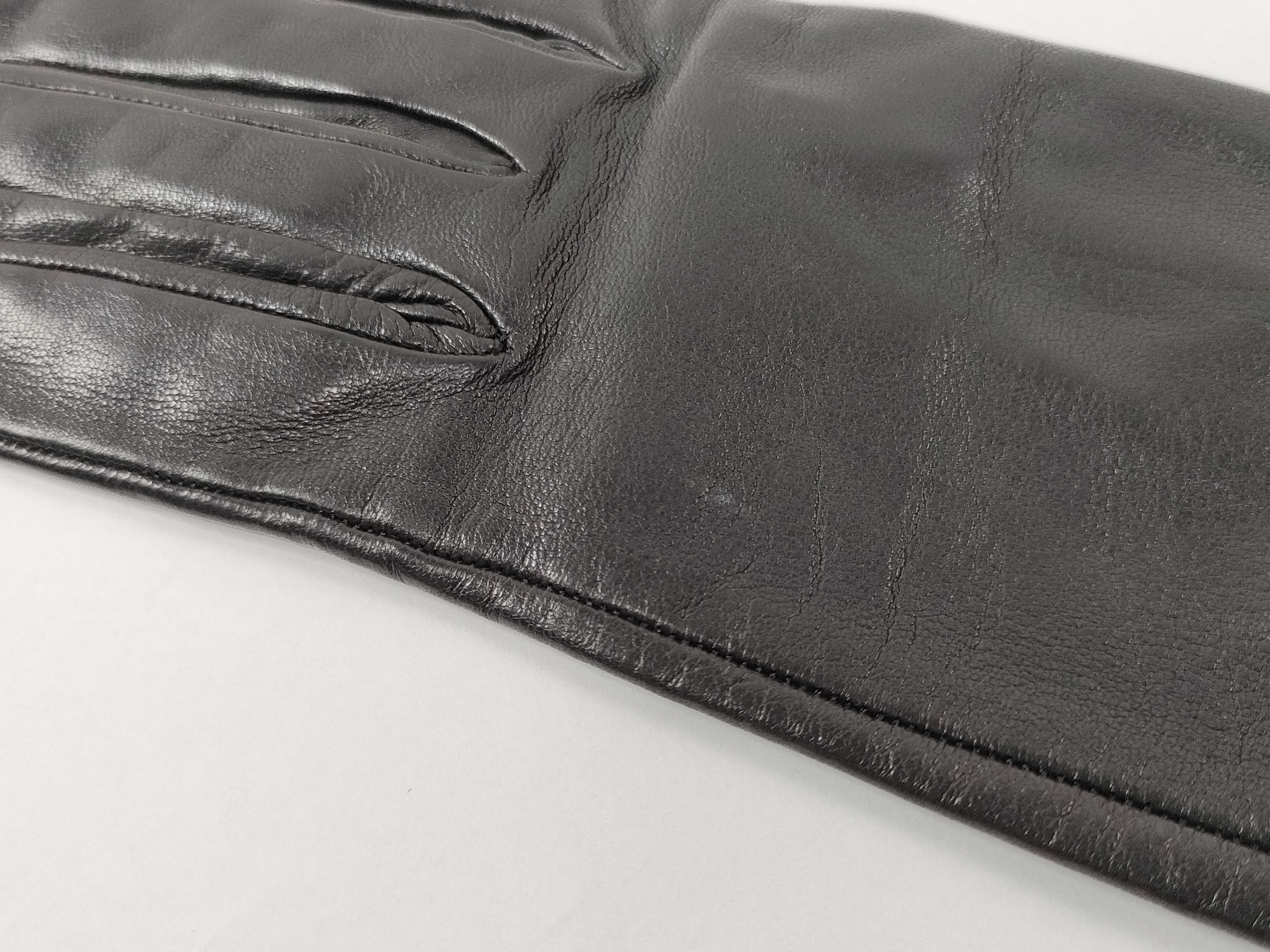 Kelly Glove and other accessories — view 5