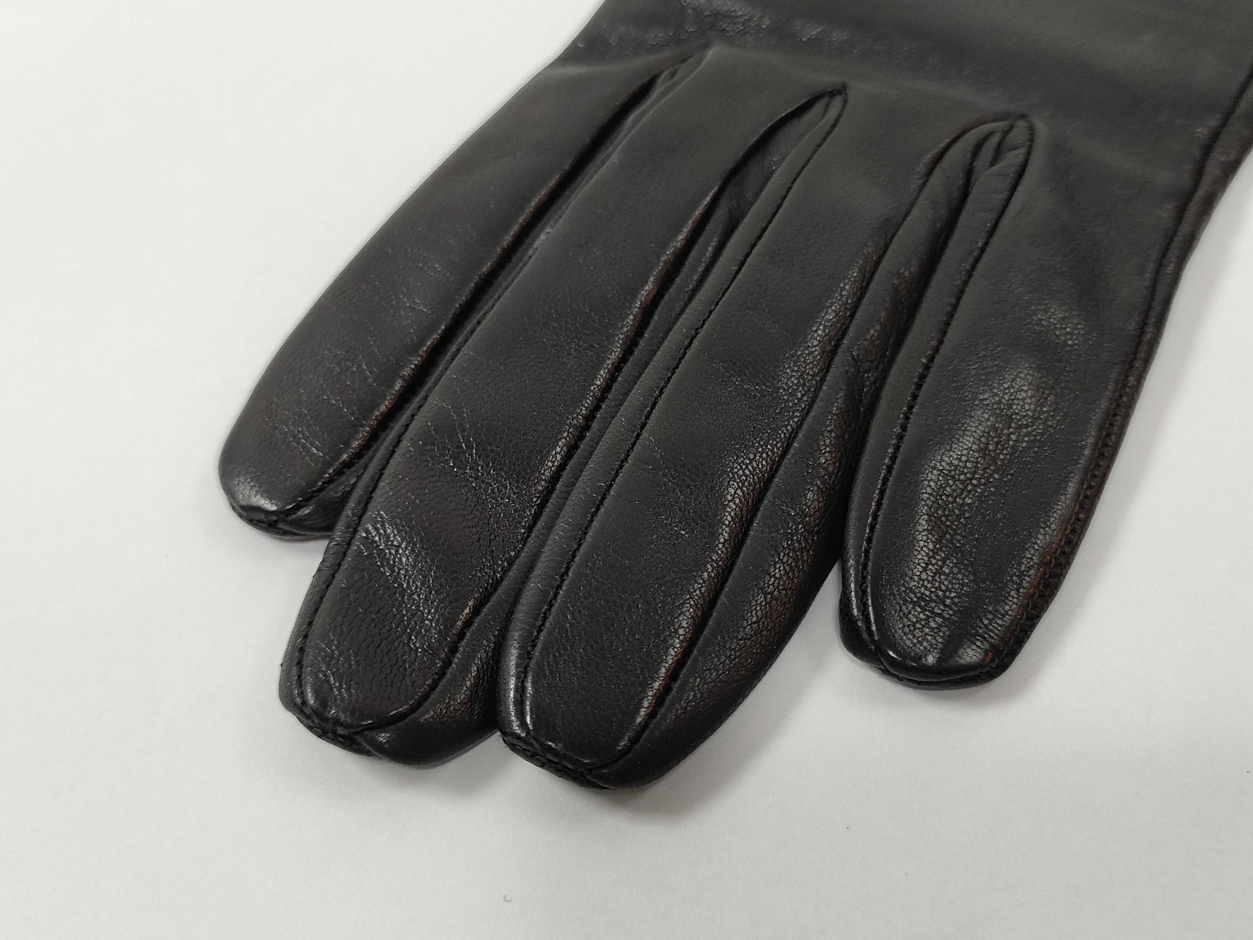 Kelly Glove and other accessories — view 6