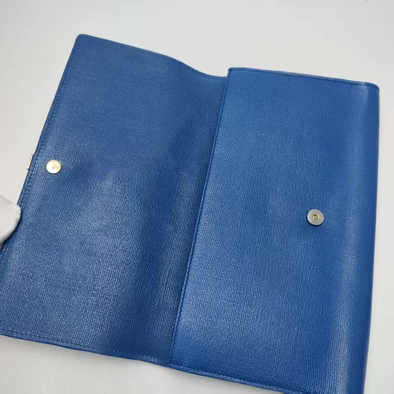 【*Shipped from: China*】Yves Saint Laurent Y-Line Leather Clutch Bag — view 5