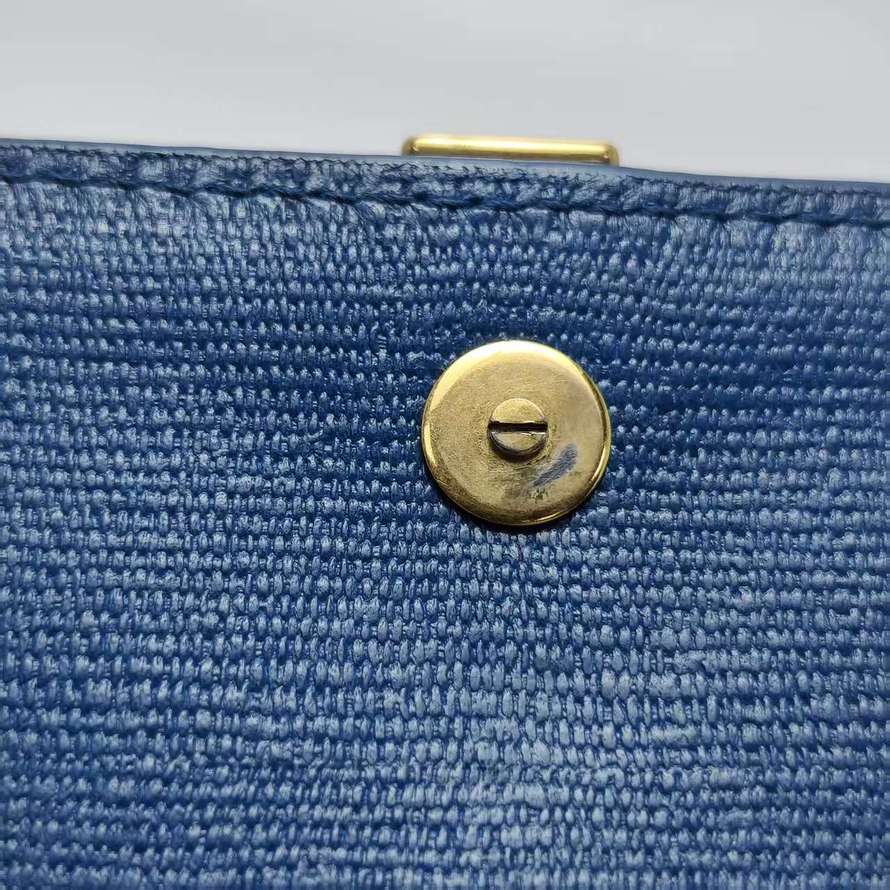 【*Shipped from: China*】Yves Saint Laurent Y-Line Leather Clutch Bag — view 6