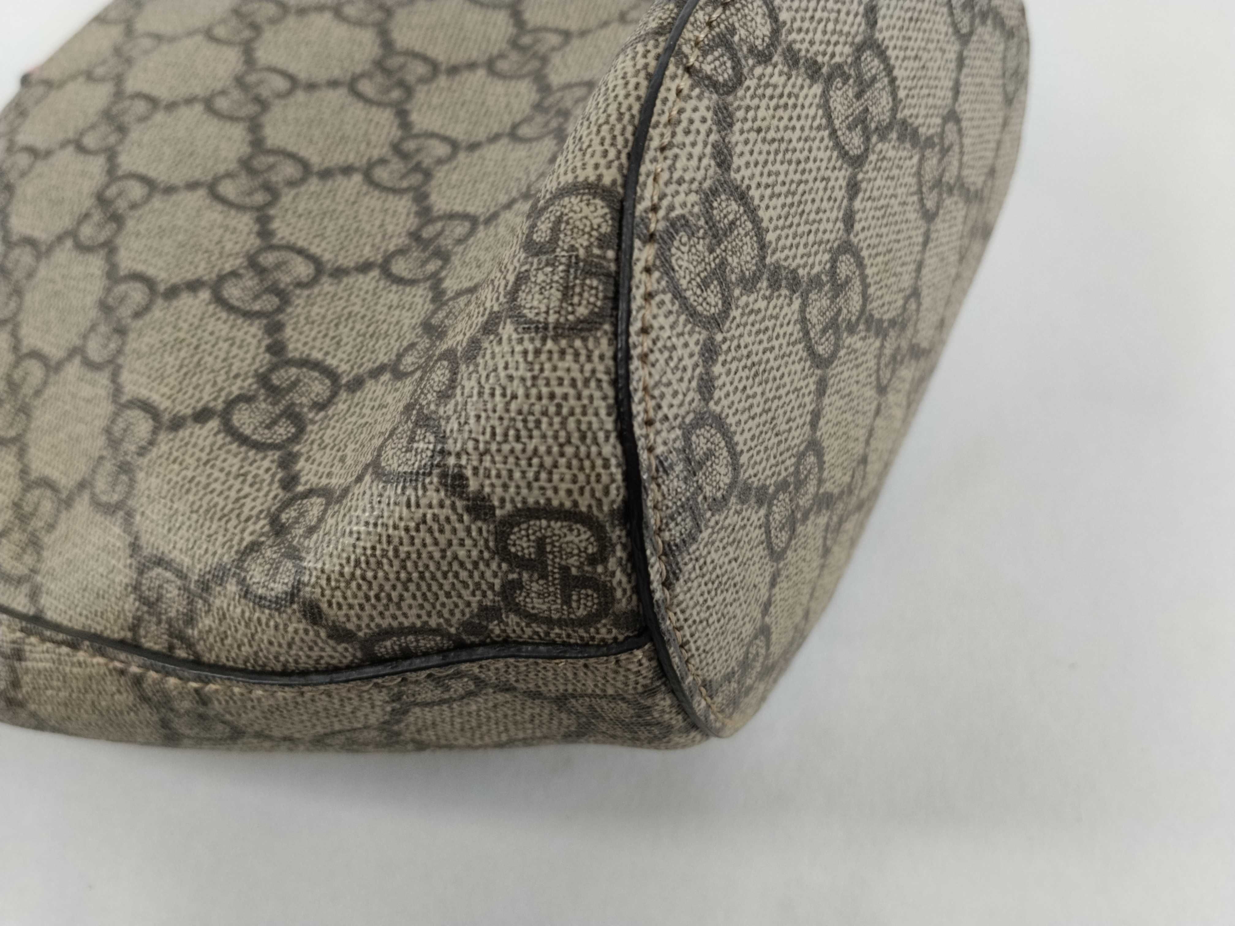 GG Supreme GUCCI GG Supreme Handbag — view 5