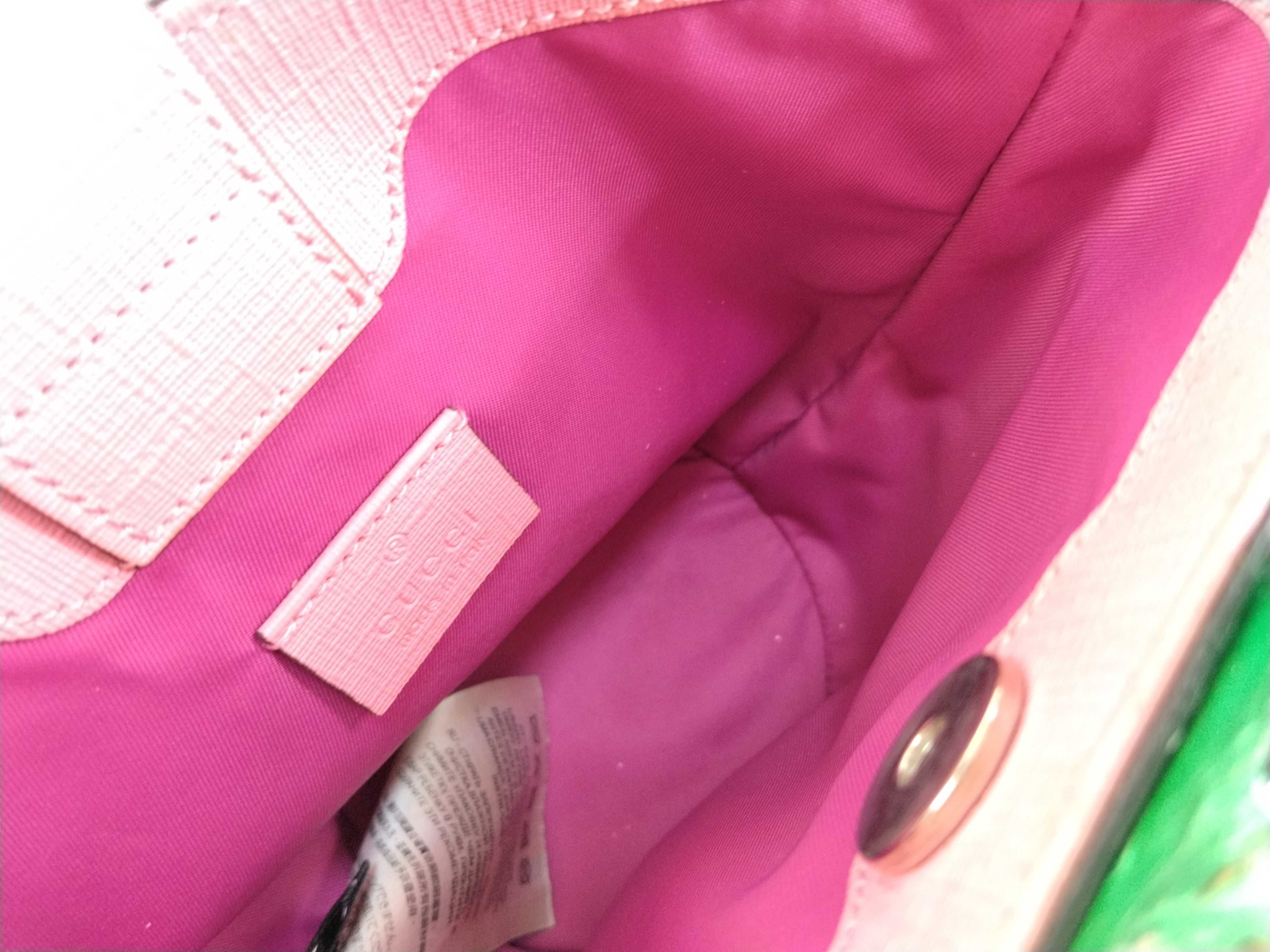 GG Supreme GUCCI GG Supreme Handbag — view 10