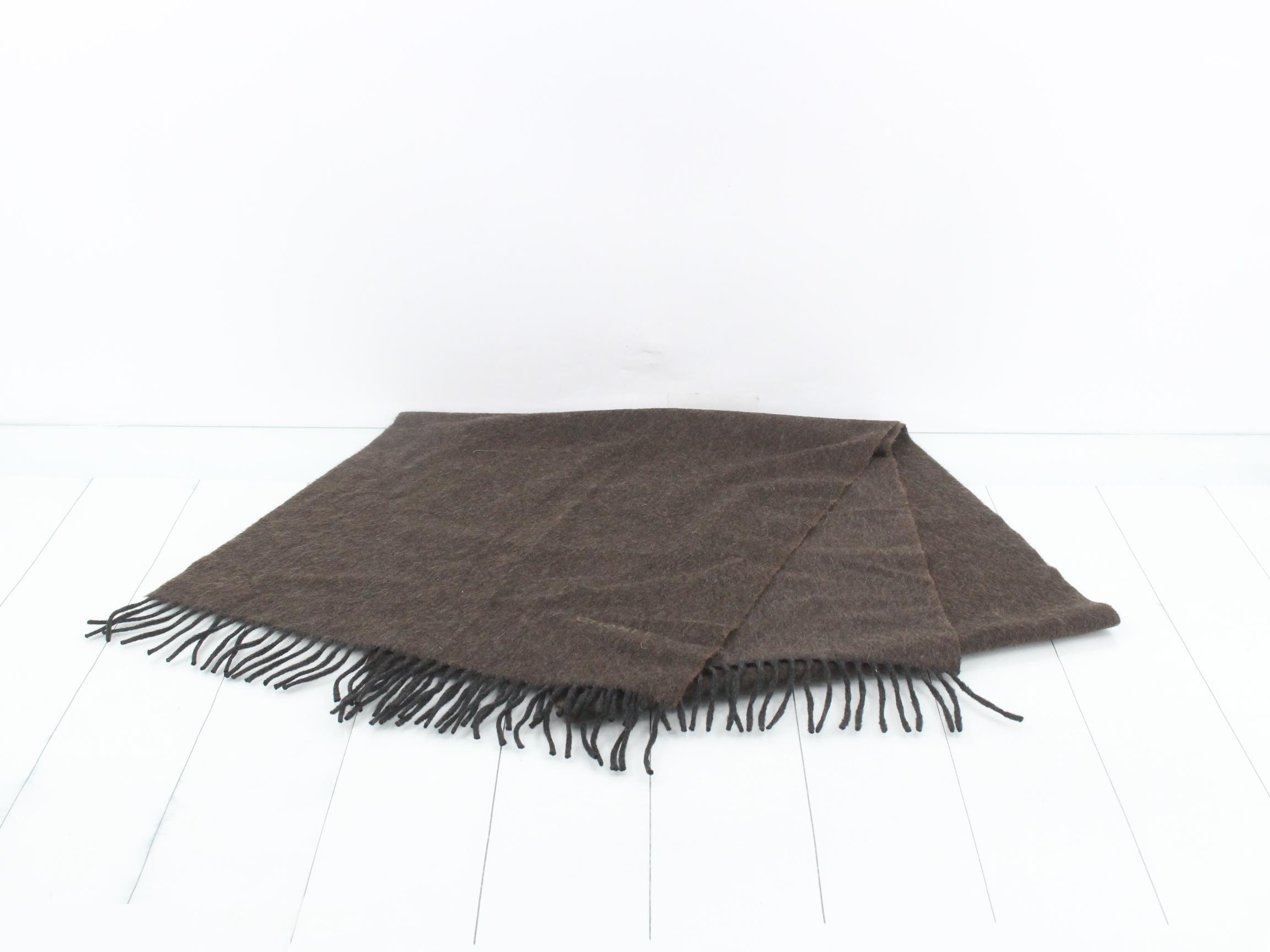Cashmere scarf, dark brown. — view 2