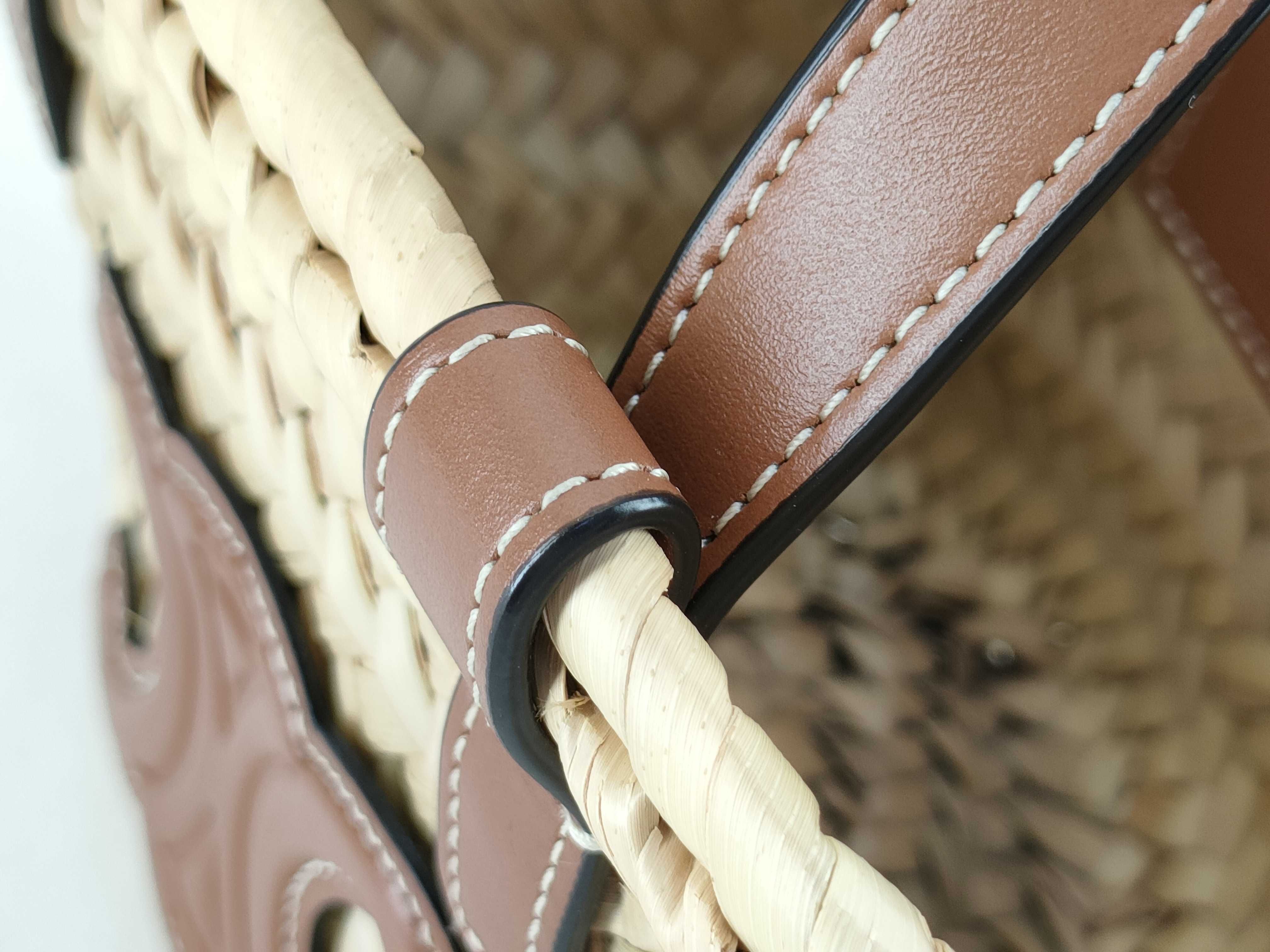 Triomphe Basket Raffia x Leather Basket Bag Brown Handbag — view 5