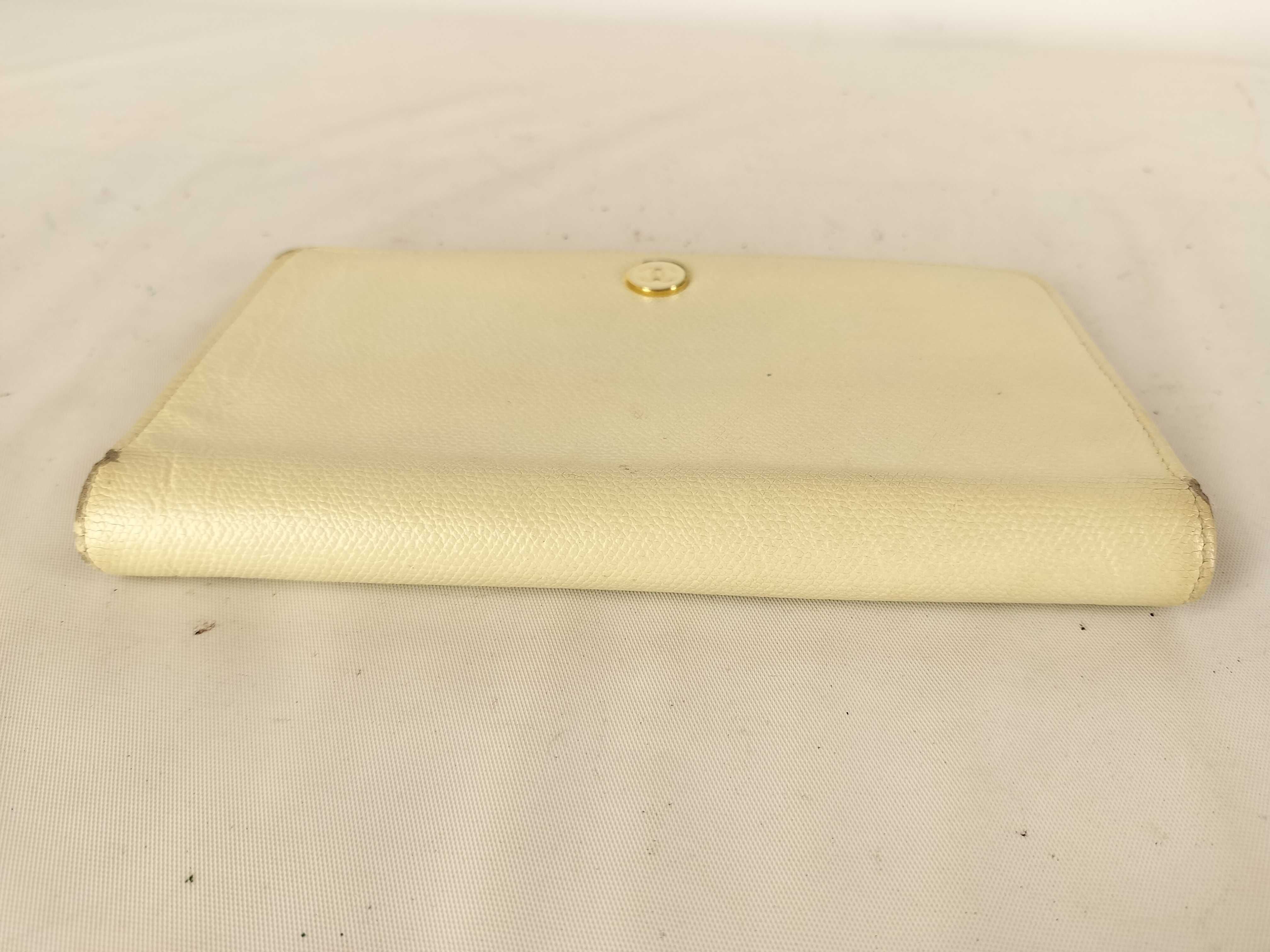 Caviar Skin Wallet White — view 5