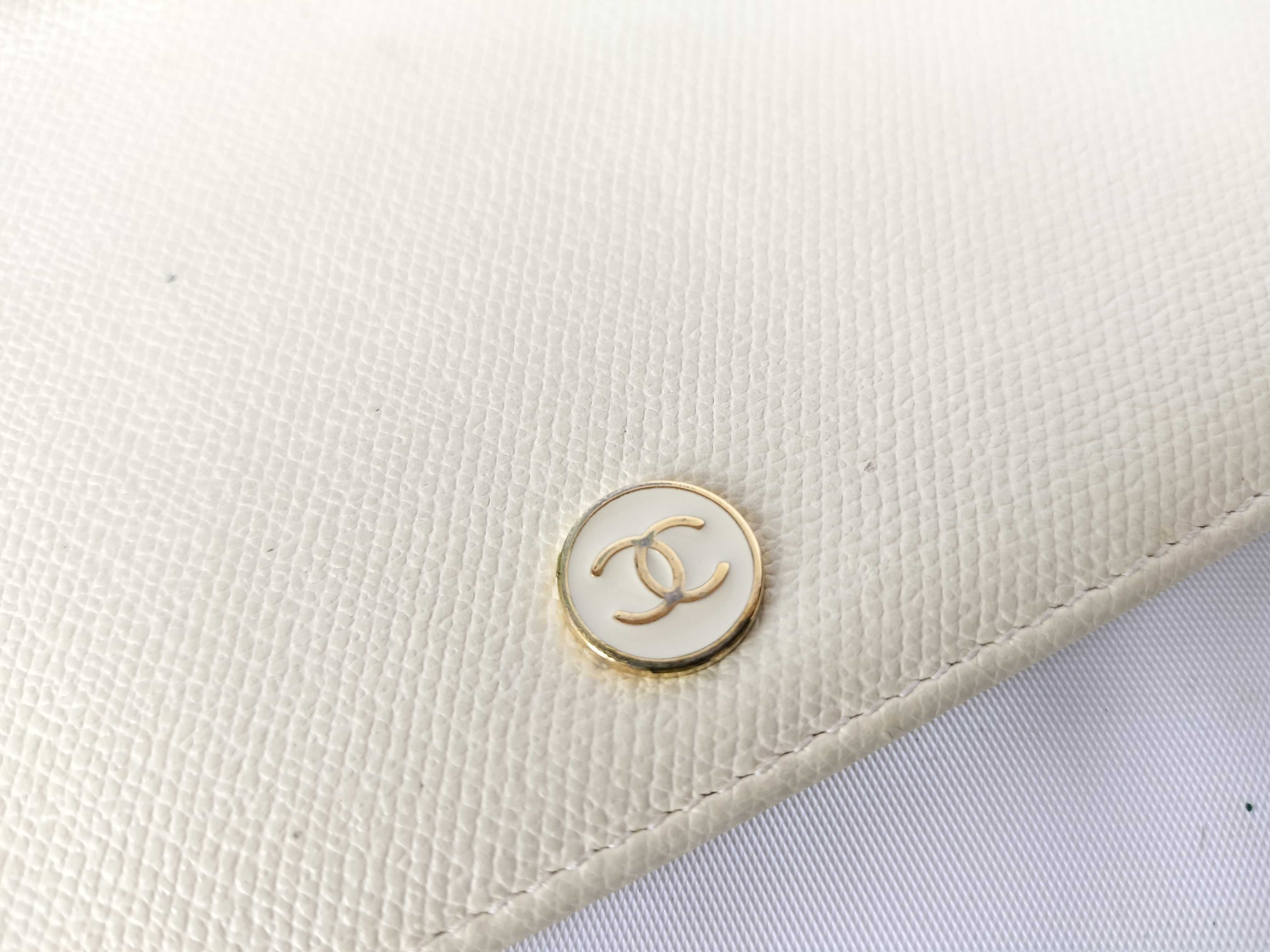 Caviar Skin Wallet White — view 7