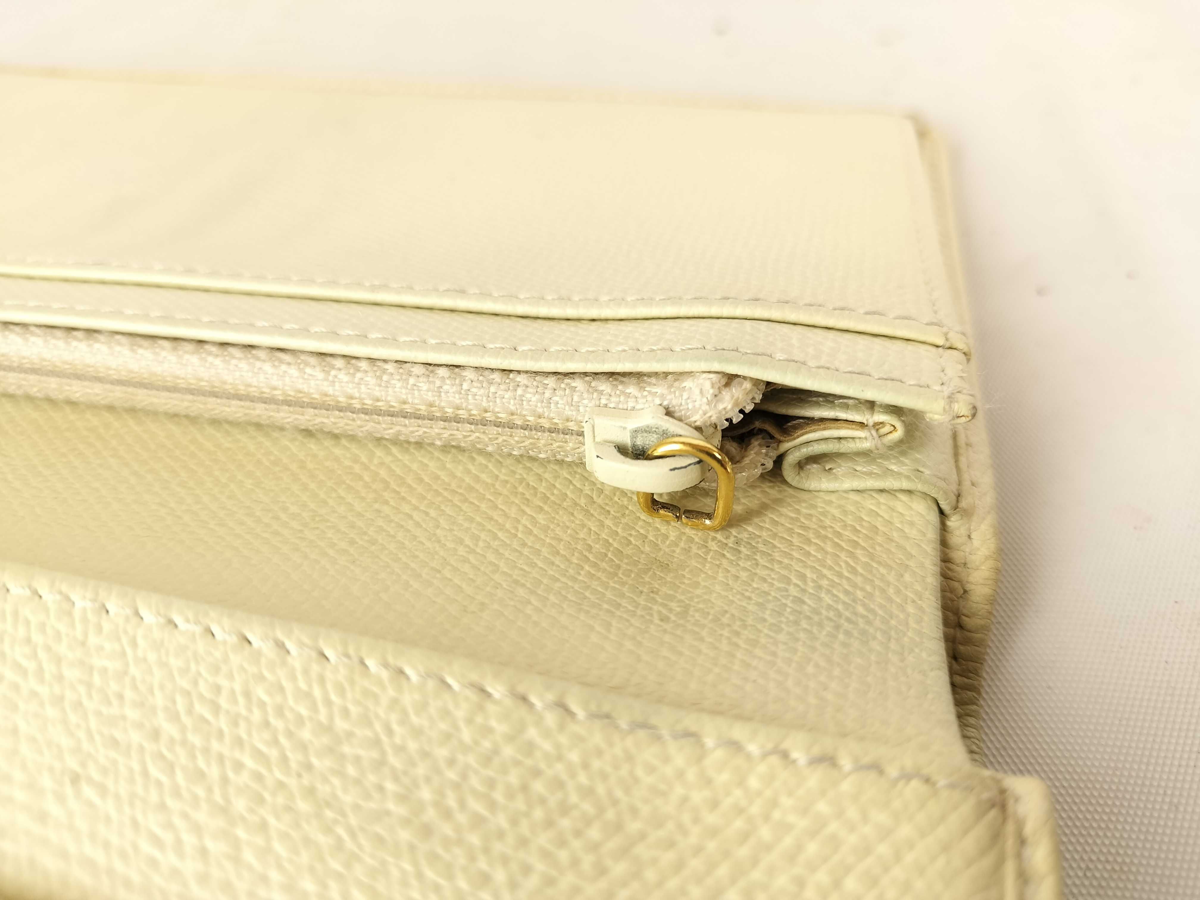 Caviar Skin Wallet White — view 10