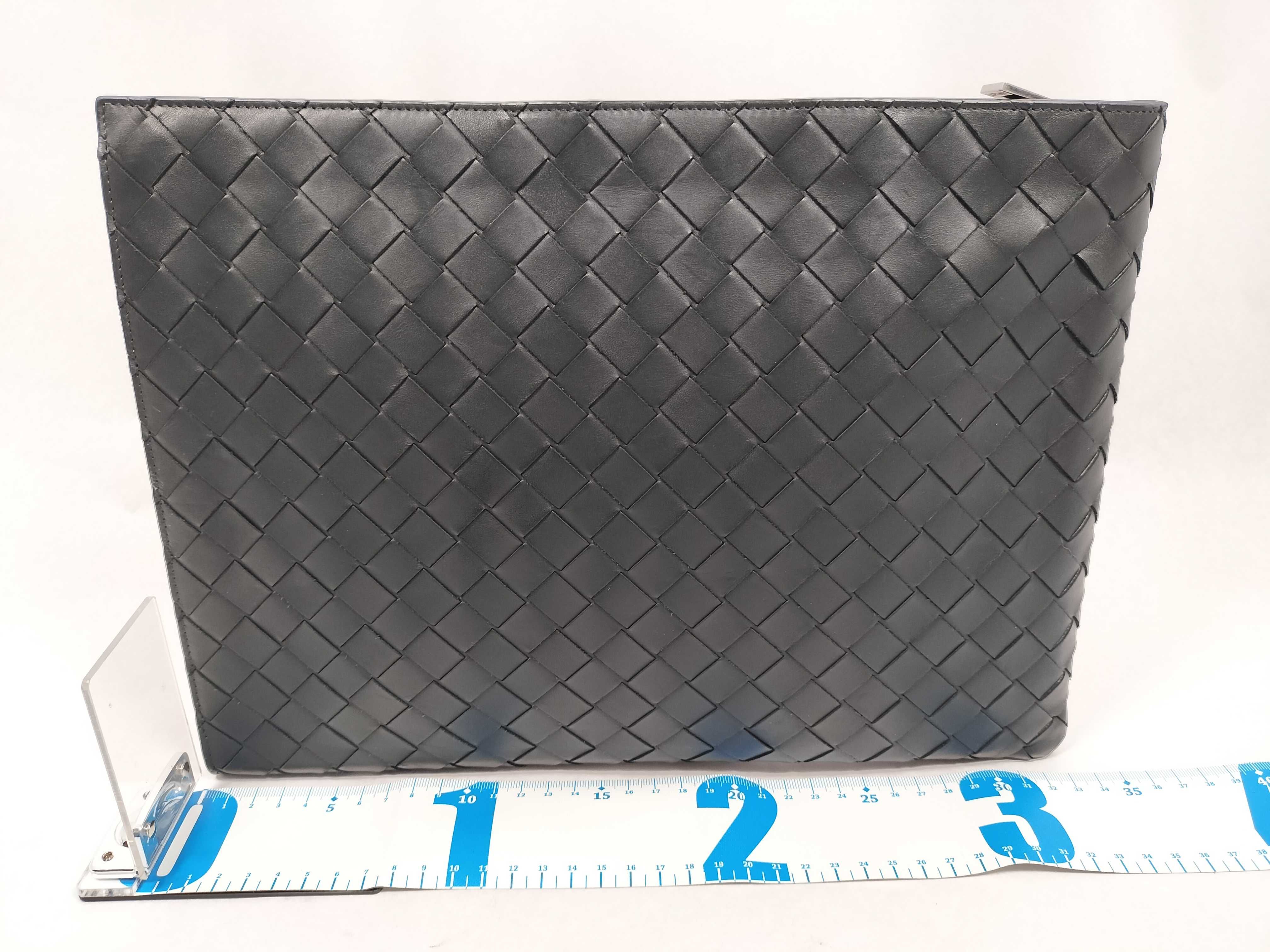 Intrecciato Clutch Bag — view 2