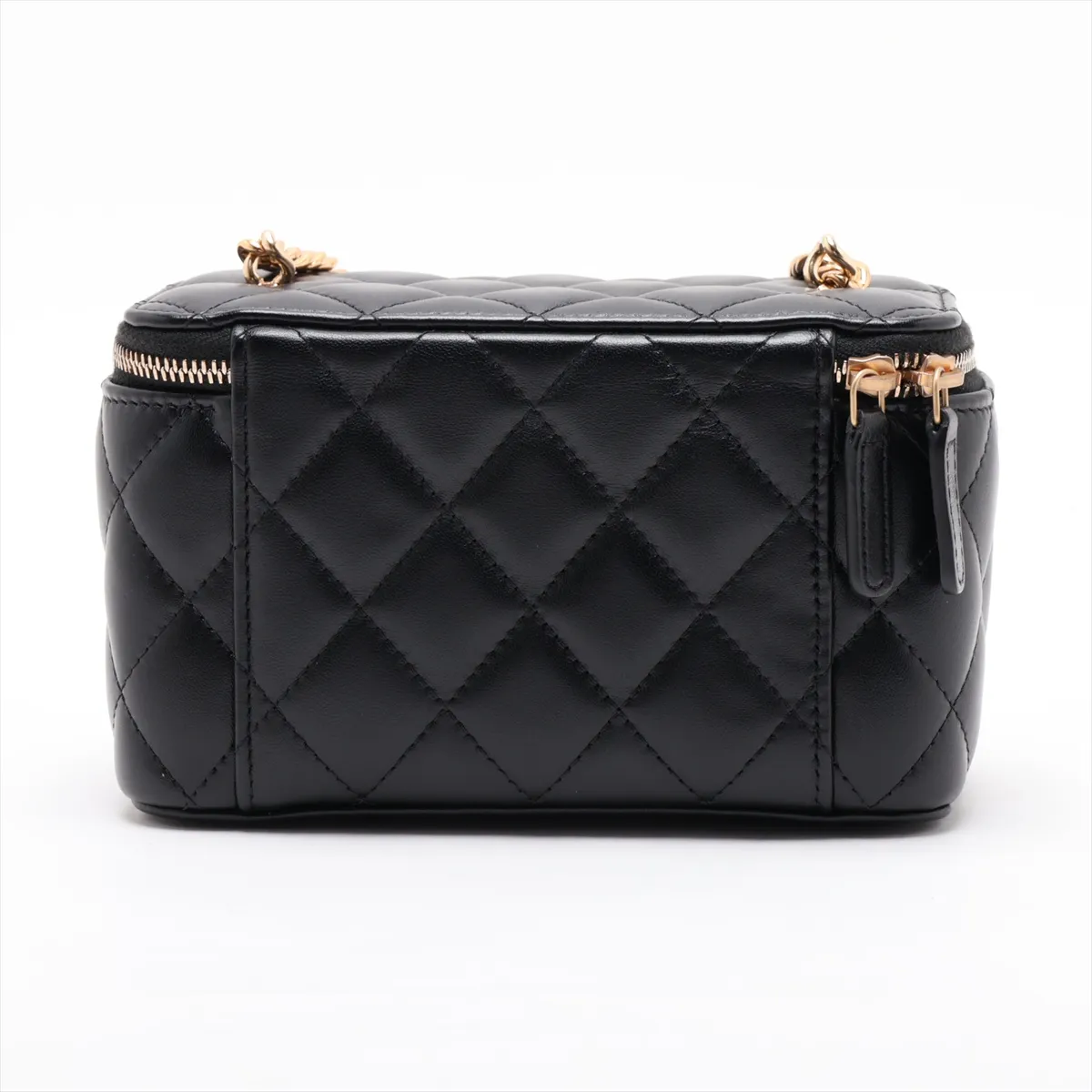 Matelassé Lambskin Chain Shoulder Bag Vanity Case Pearl Black Gold Hardware X9H90UC7 Random Serial Number — view 2