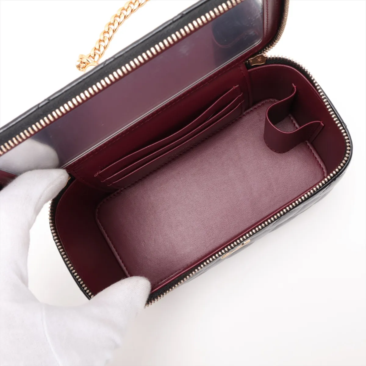 Matelassé Lambskin Chain Shoulder Bag Vanity Case Pearl Black Gold Hardware X9H90UC7 Random Serial Number — view 6
