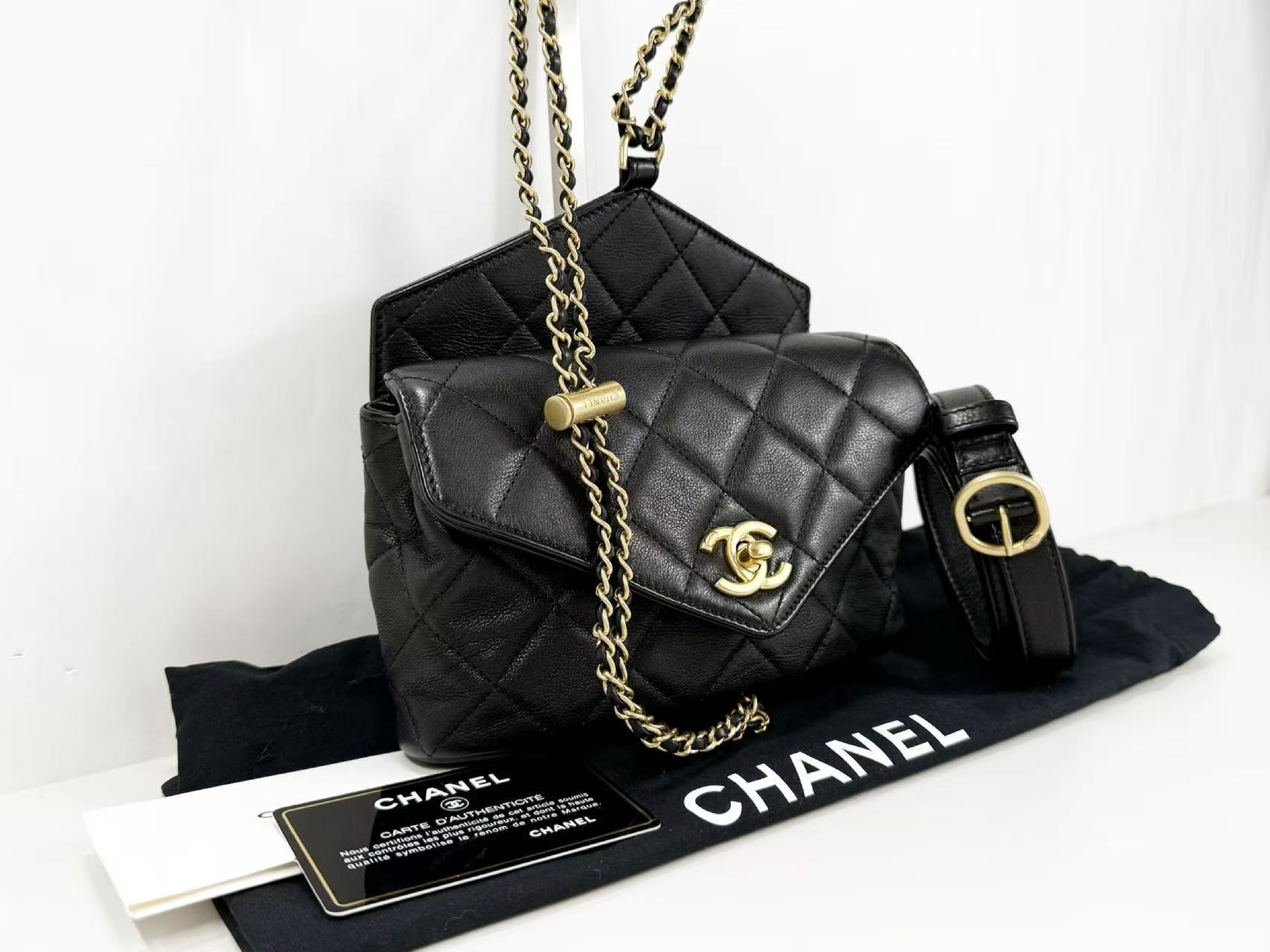 Black Matelassé Runway 3-Way Bag, Approx. W19cm, Serial Number [Includes dust bag, authenticity card, strap, and seal] Vintage Gold Hardware Shoulder Bag 27769929 Excellent Condition AB Shoulder Bag — view 2