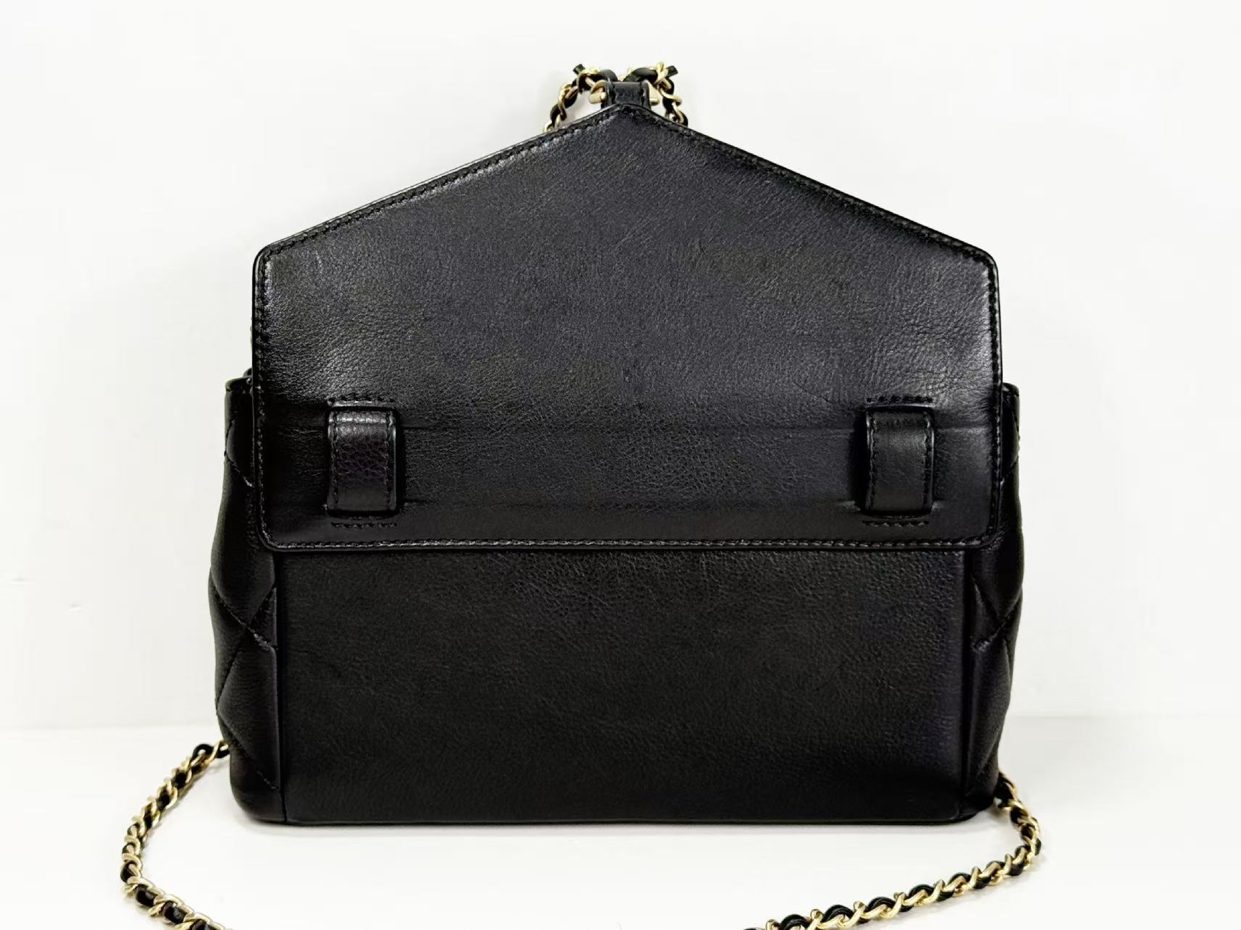 Black Matelassé Runway 3-Way Bag, Approx. W19cm, Serial Number [Includes dust bag, authenticity card, strap, and seal] Vintage Gold Hardware Shoulder Bag 27769929 Excellent Condition AB Shoulder Bag — view 5