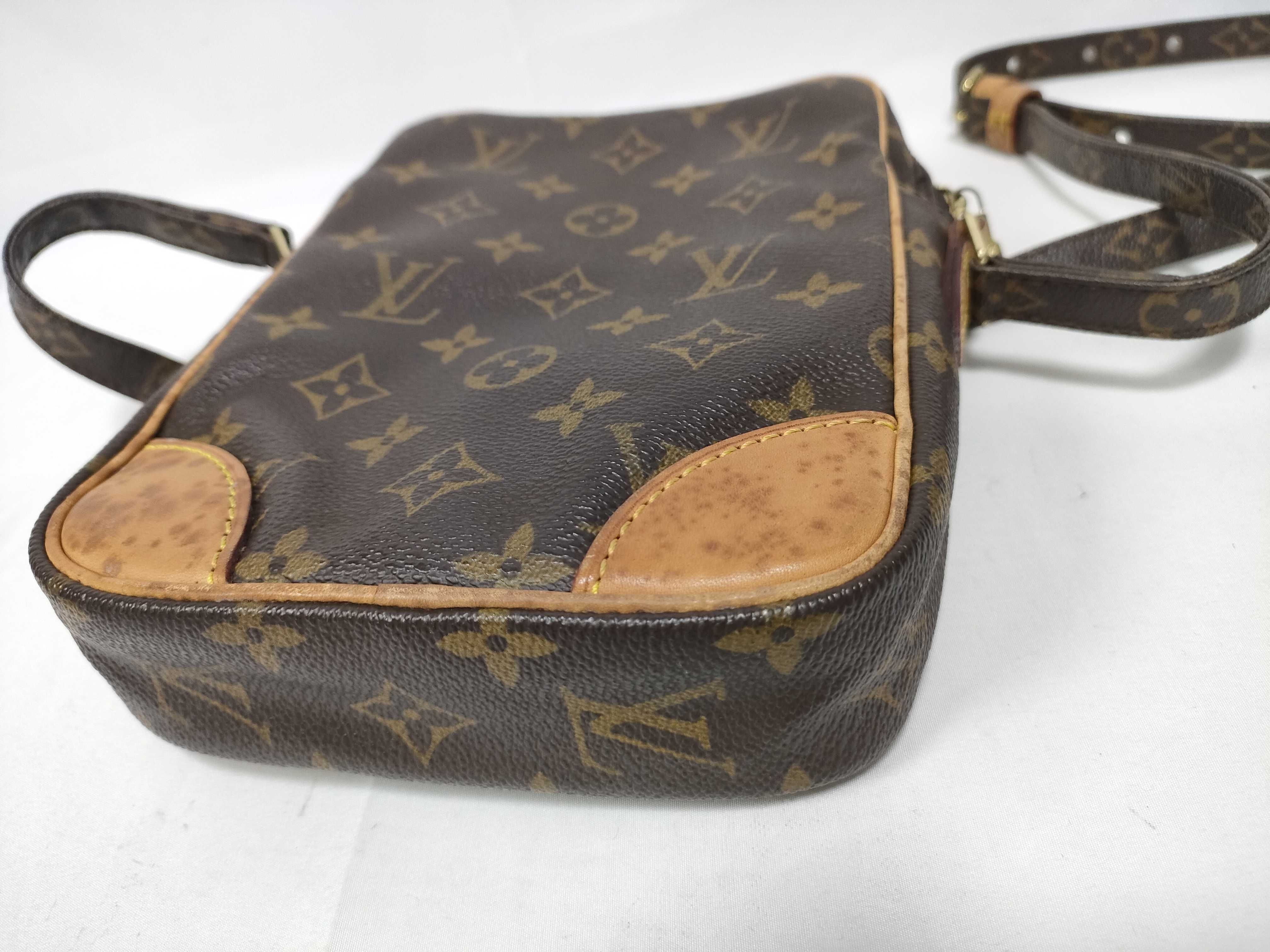 Monogram LOUIS_VUITTON M45266 Danube SL0040 Shoulder Bag — view 4
