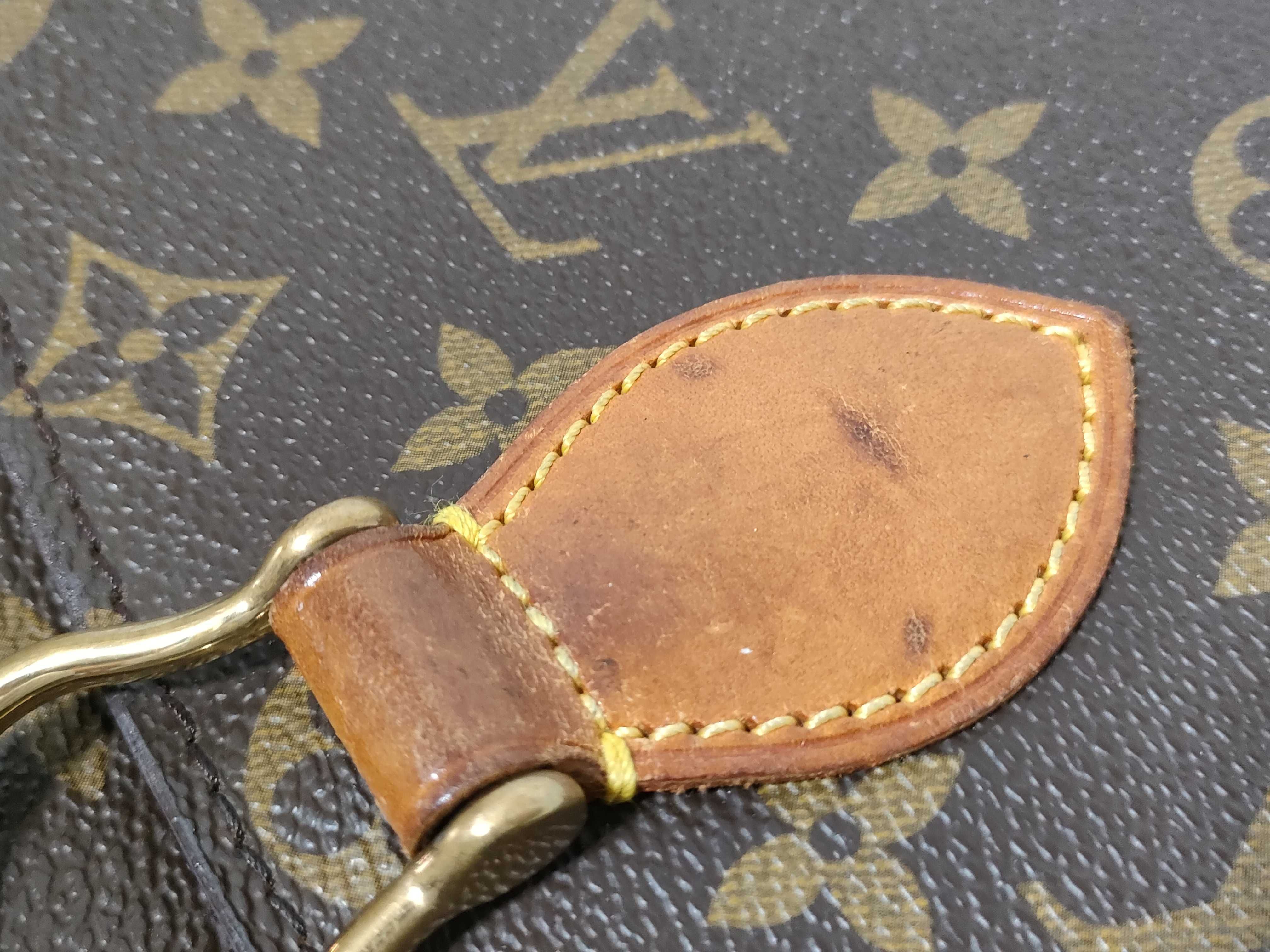 Monogram M40710 Saint Cloud MM Shoulder Bag — view 9