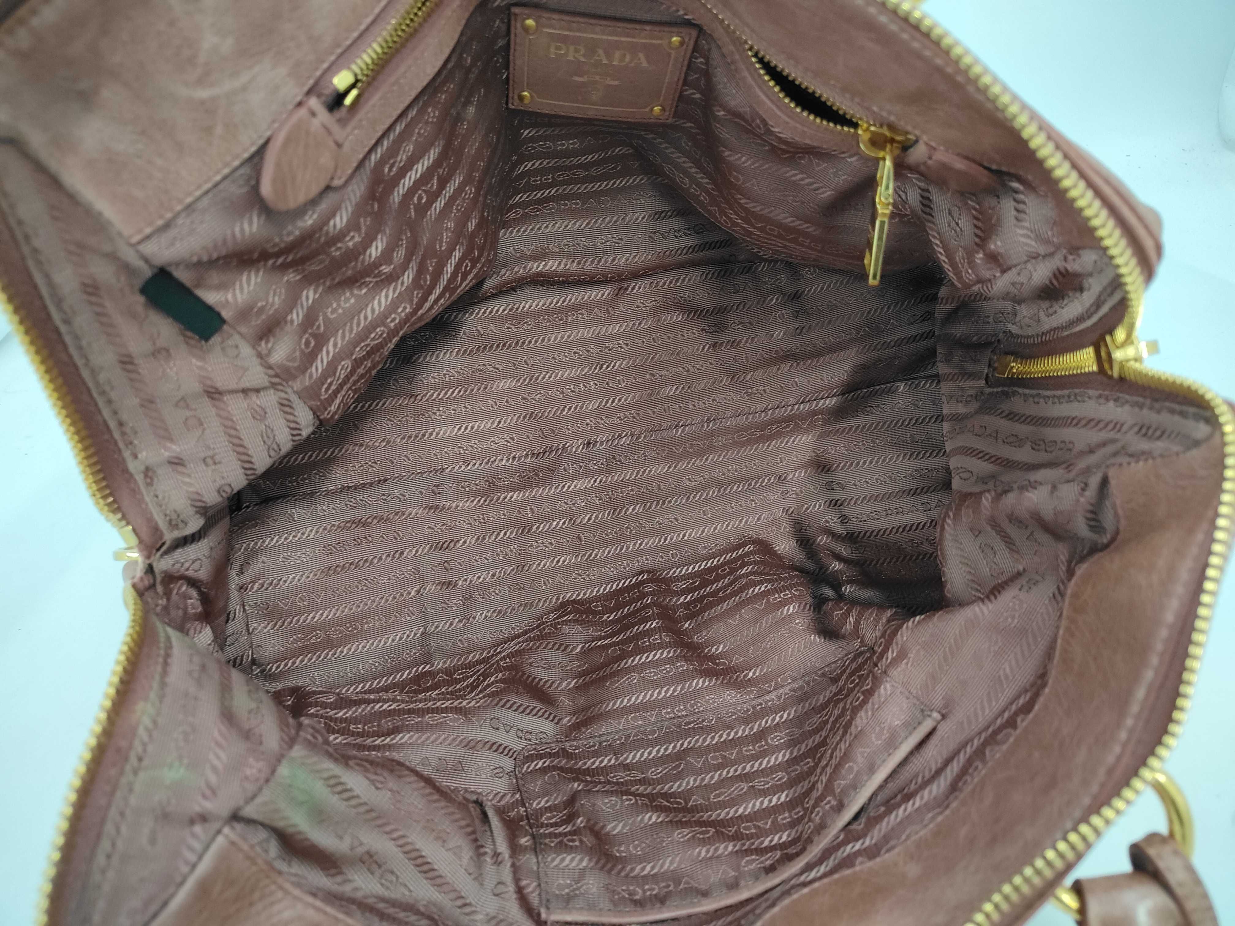 Vitello Shine Leather Pink 2-Way Handbag with Shoulder Strap — view 9