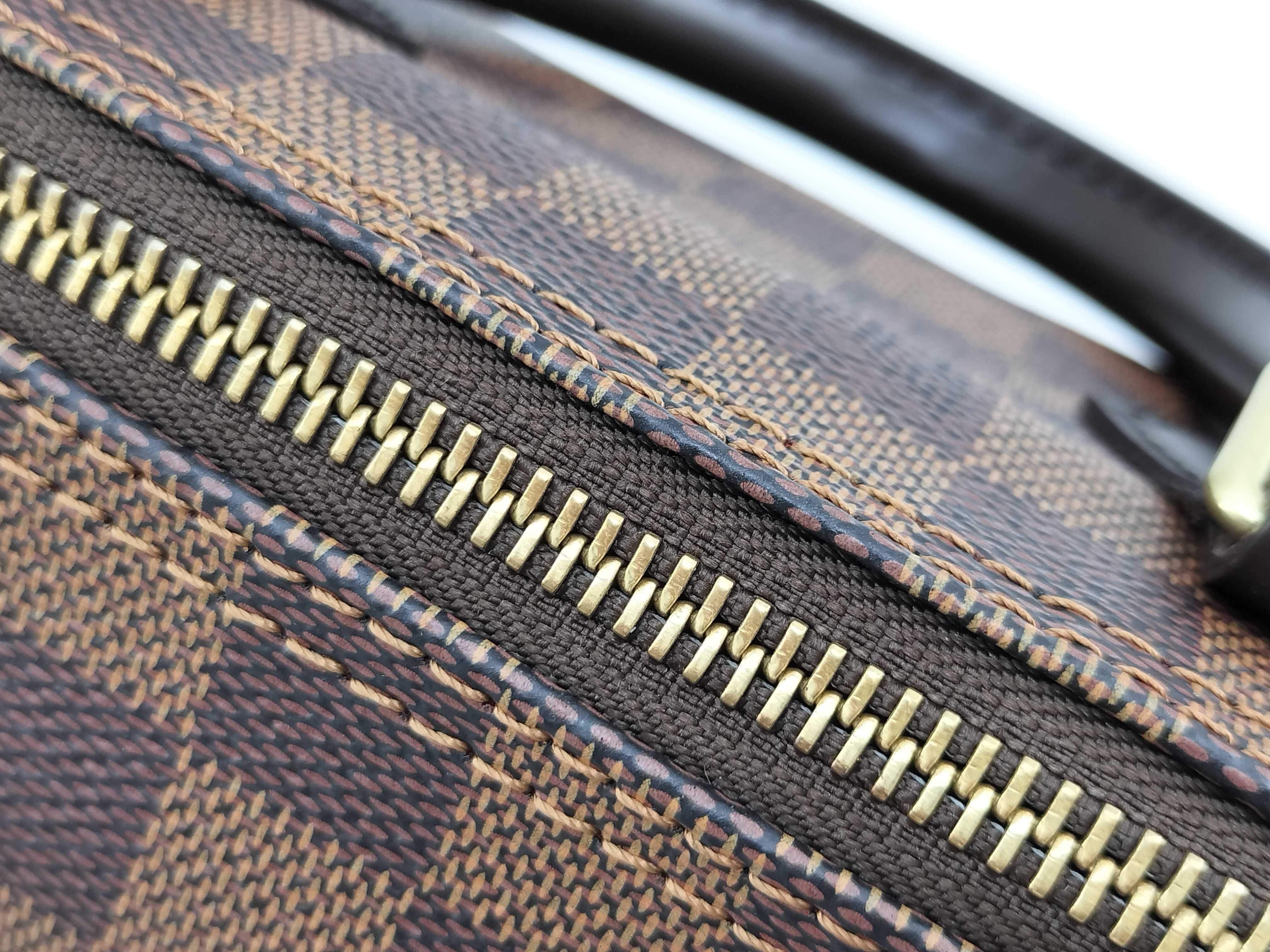 Damier Louis Vuitton Speedy 25 Damier Handbag — view 9