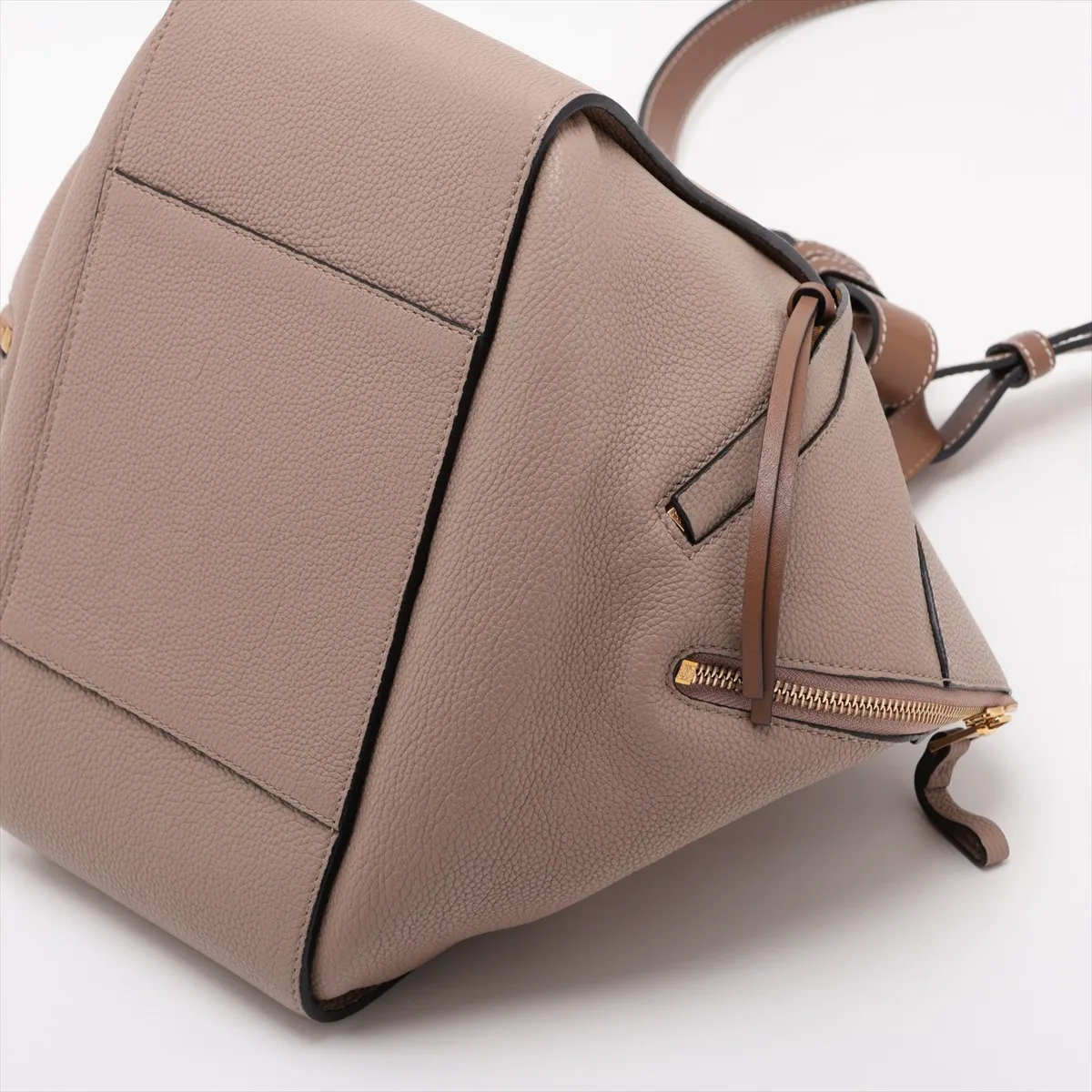 Hammock Small Leather 2-Way Shoulder Bag, Greige — view 3