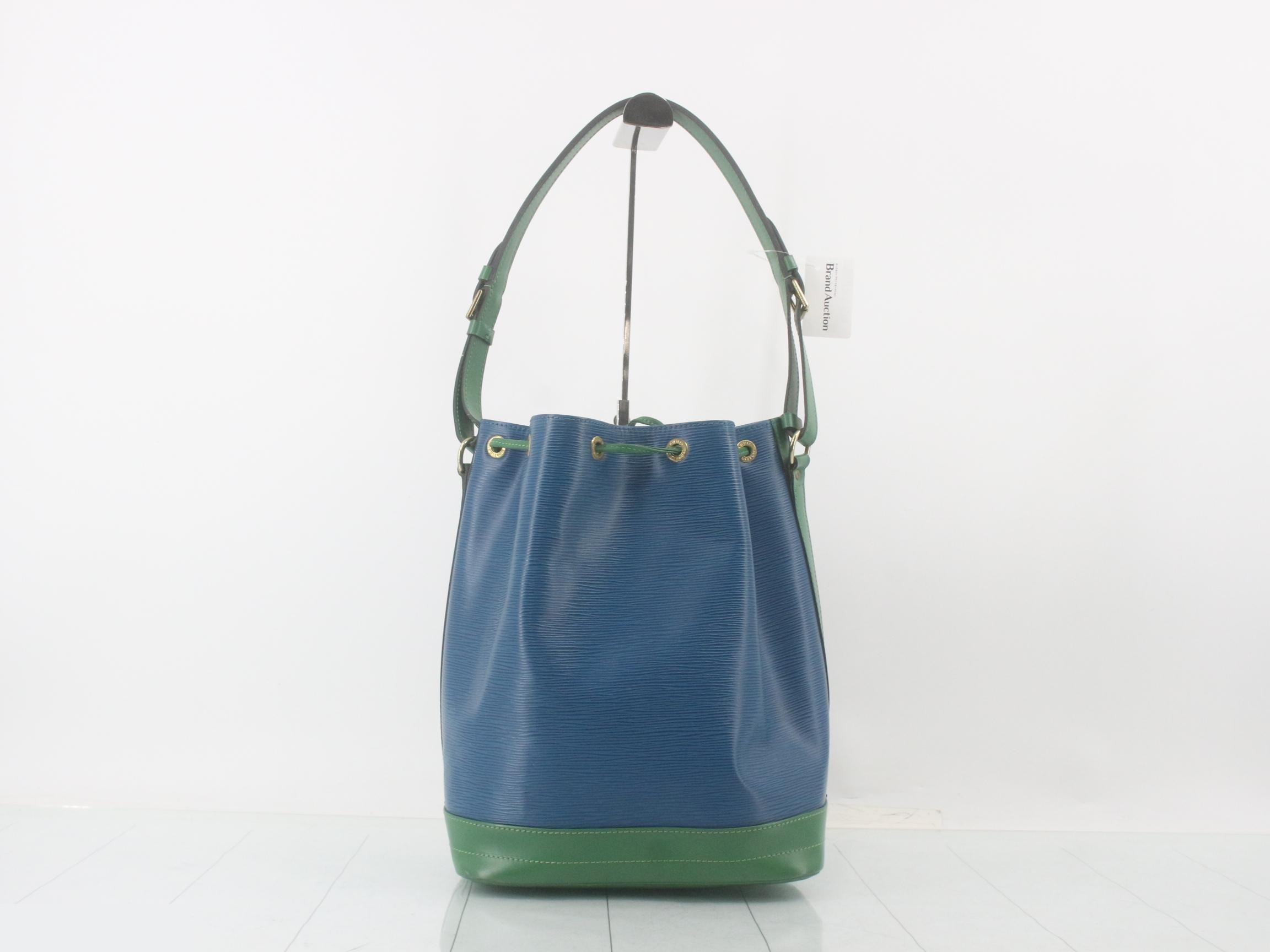 Noe Bicolor Shoulder Bag — view 3