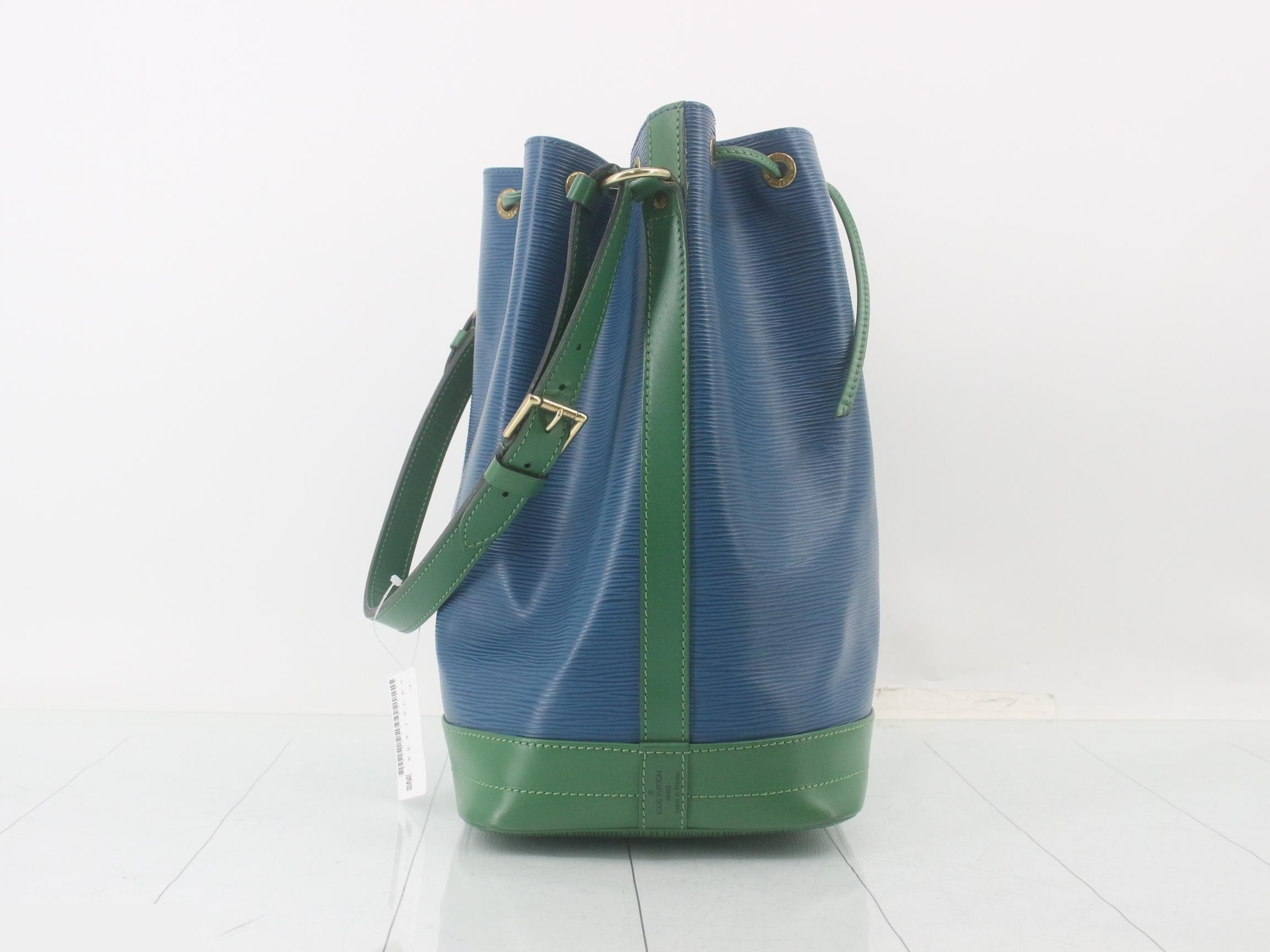 Noe Bicolor Shoulder Bag — view 5