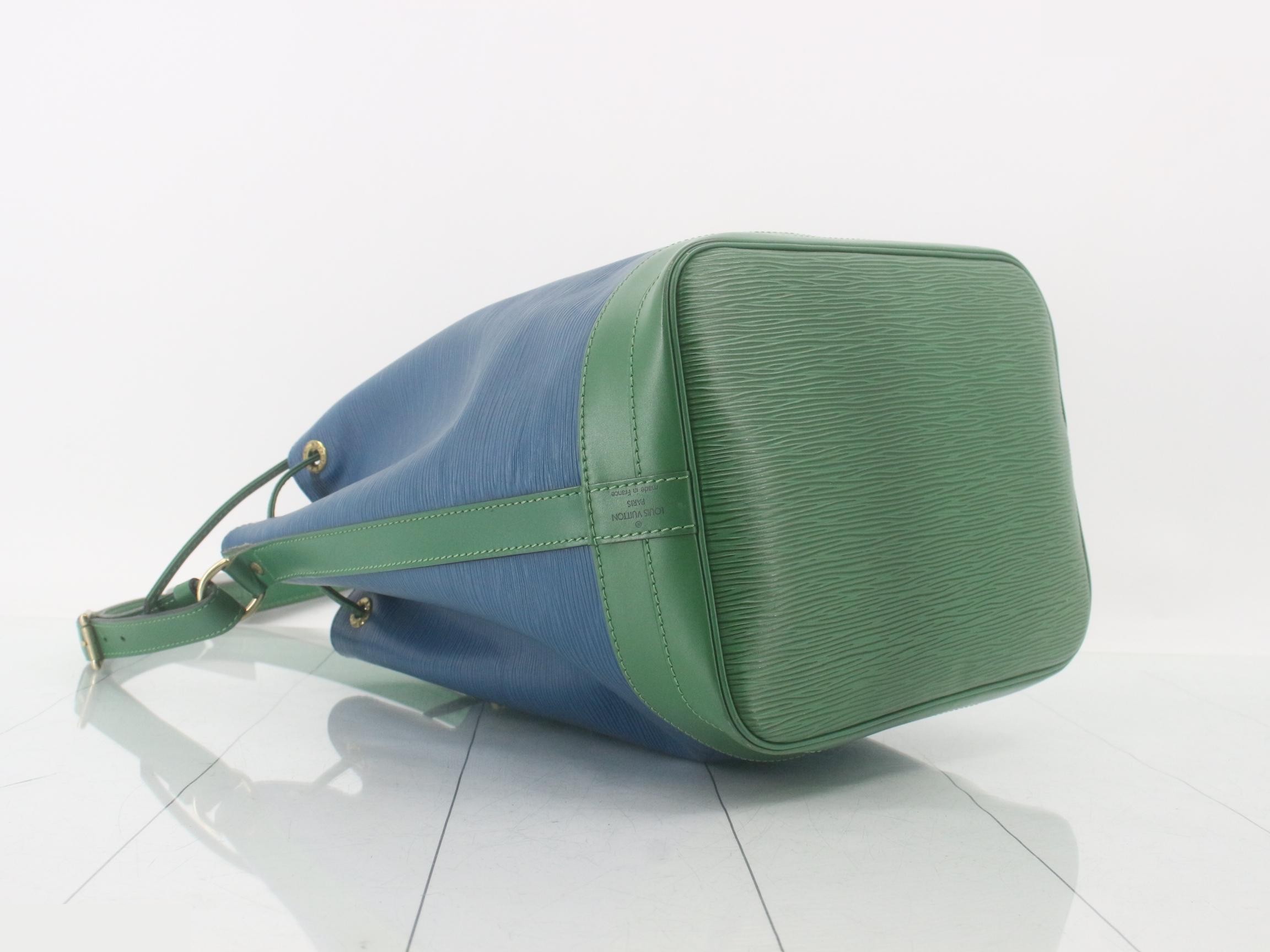 Noe Bicolor Shoulder Bag — view 6