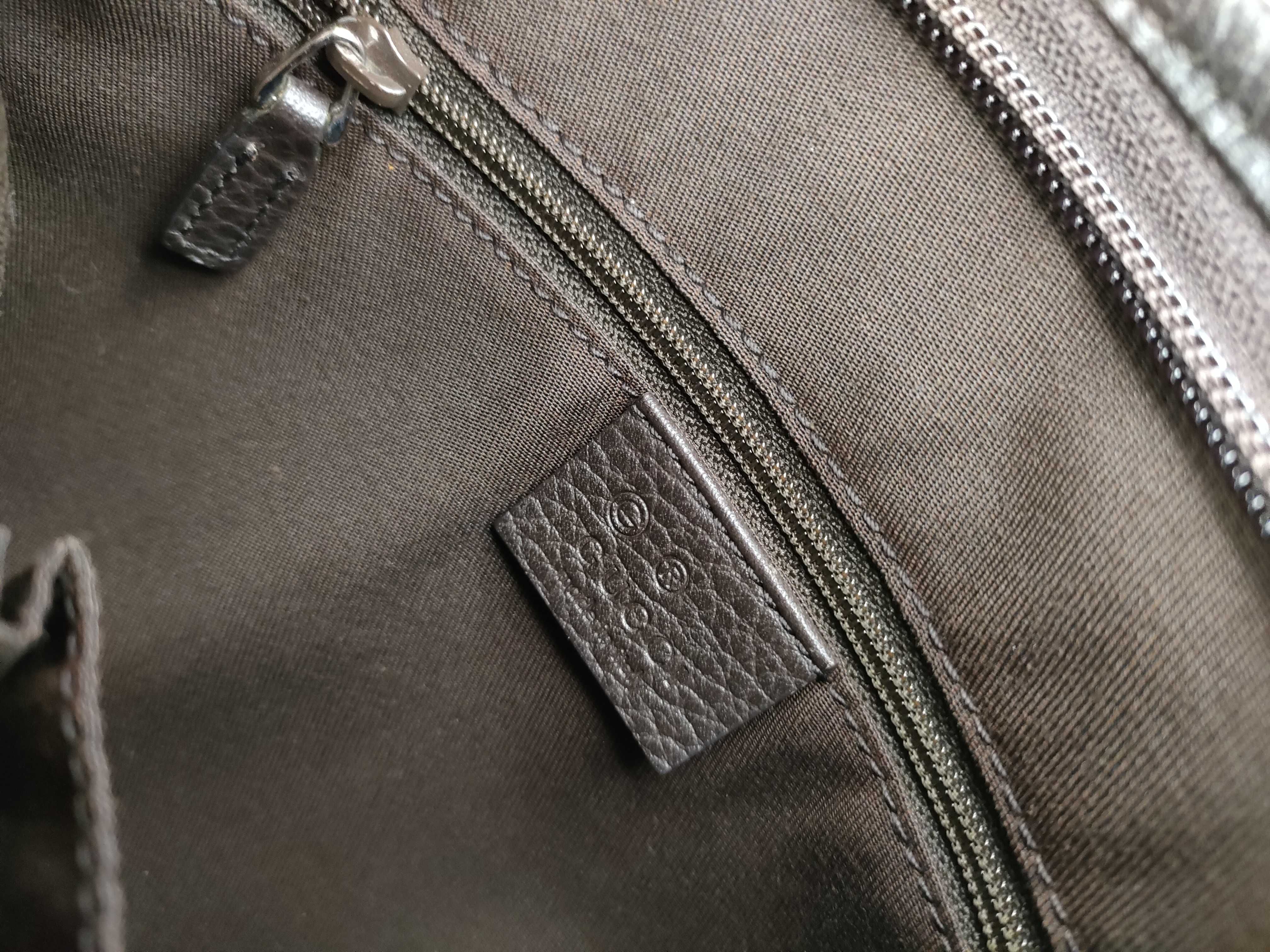 GG Canvas Shoulder Bag 268620 — view 11