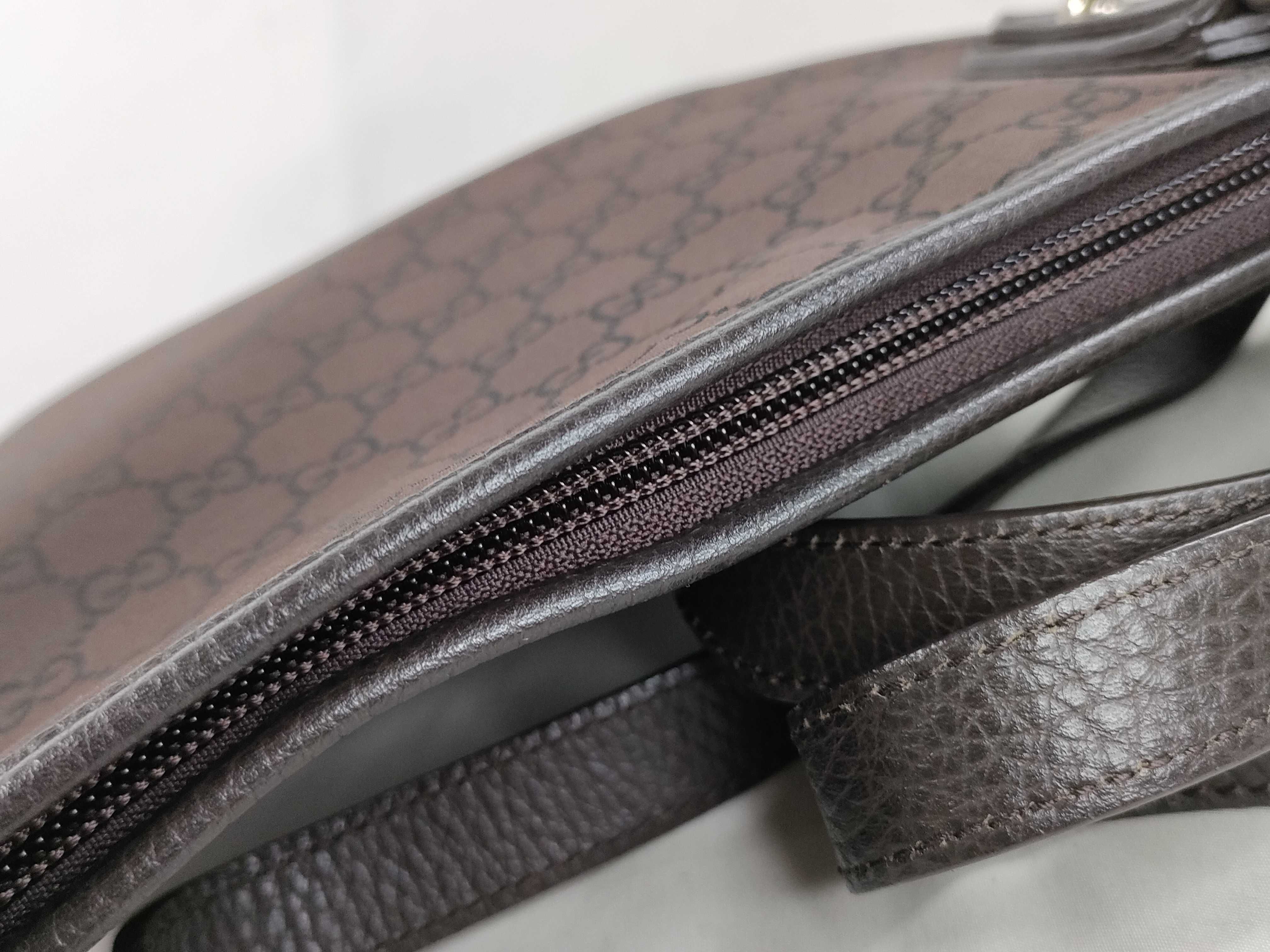 GG Canvas Shoulder Bag 268620 — view 8