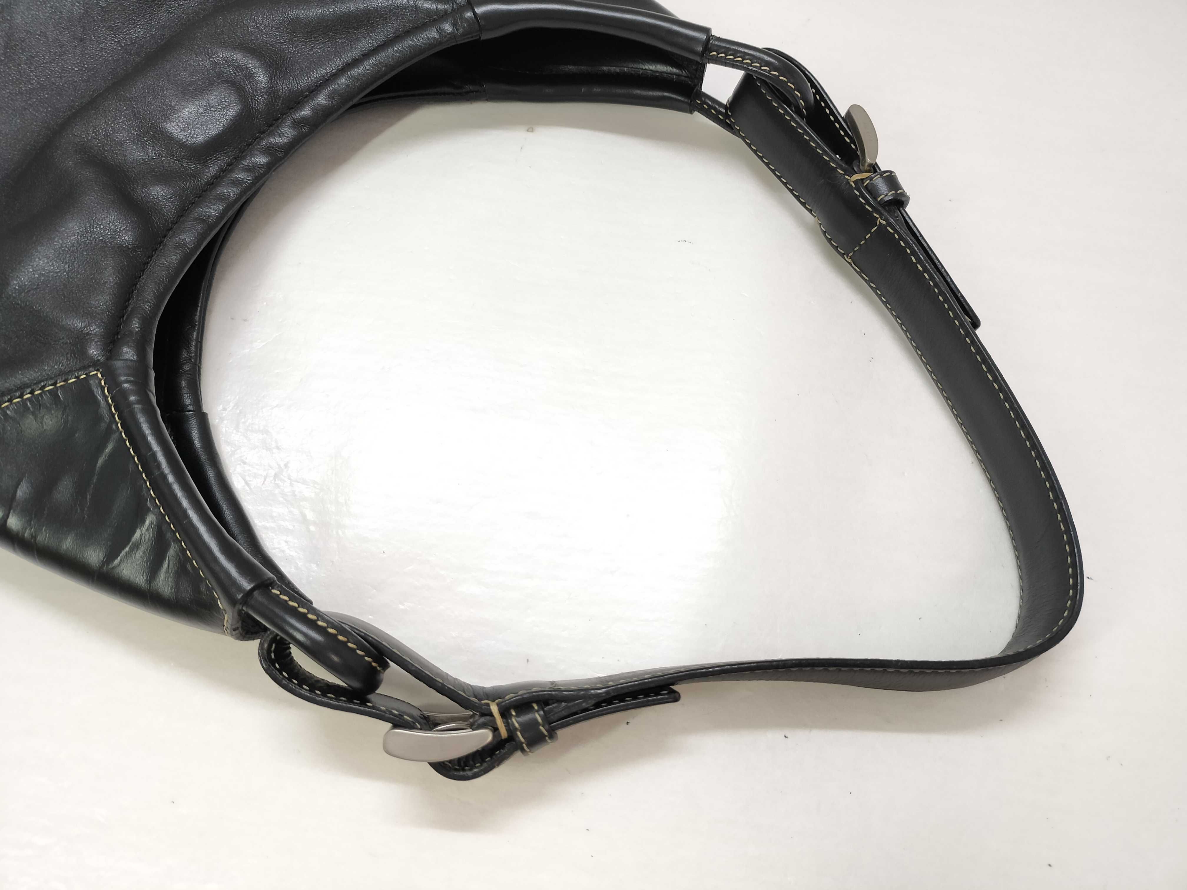 leather shoulder bag, black, serial number 22. — view 3
