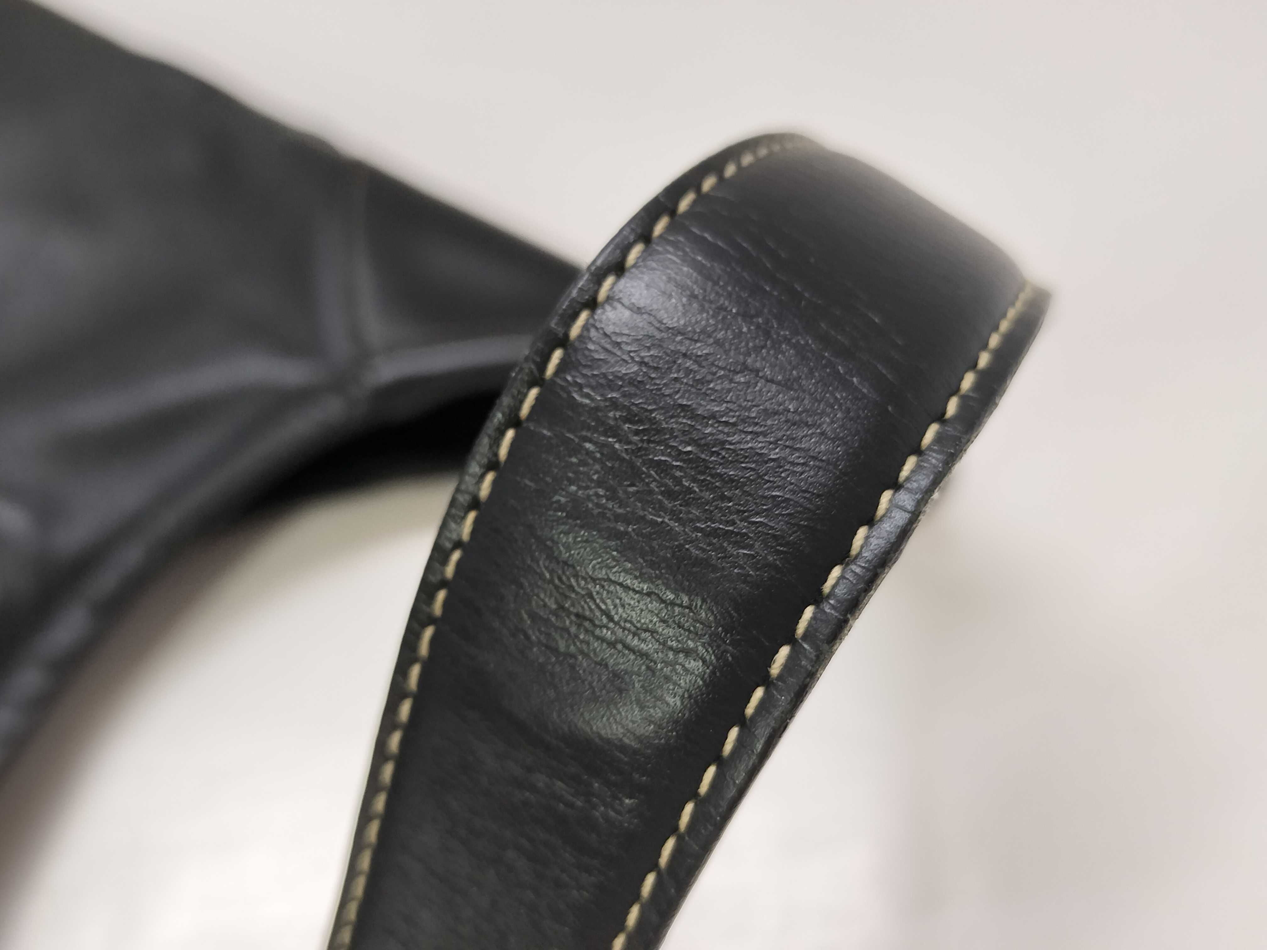 leather shoulder bag, black, serial number 22. — view 4