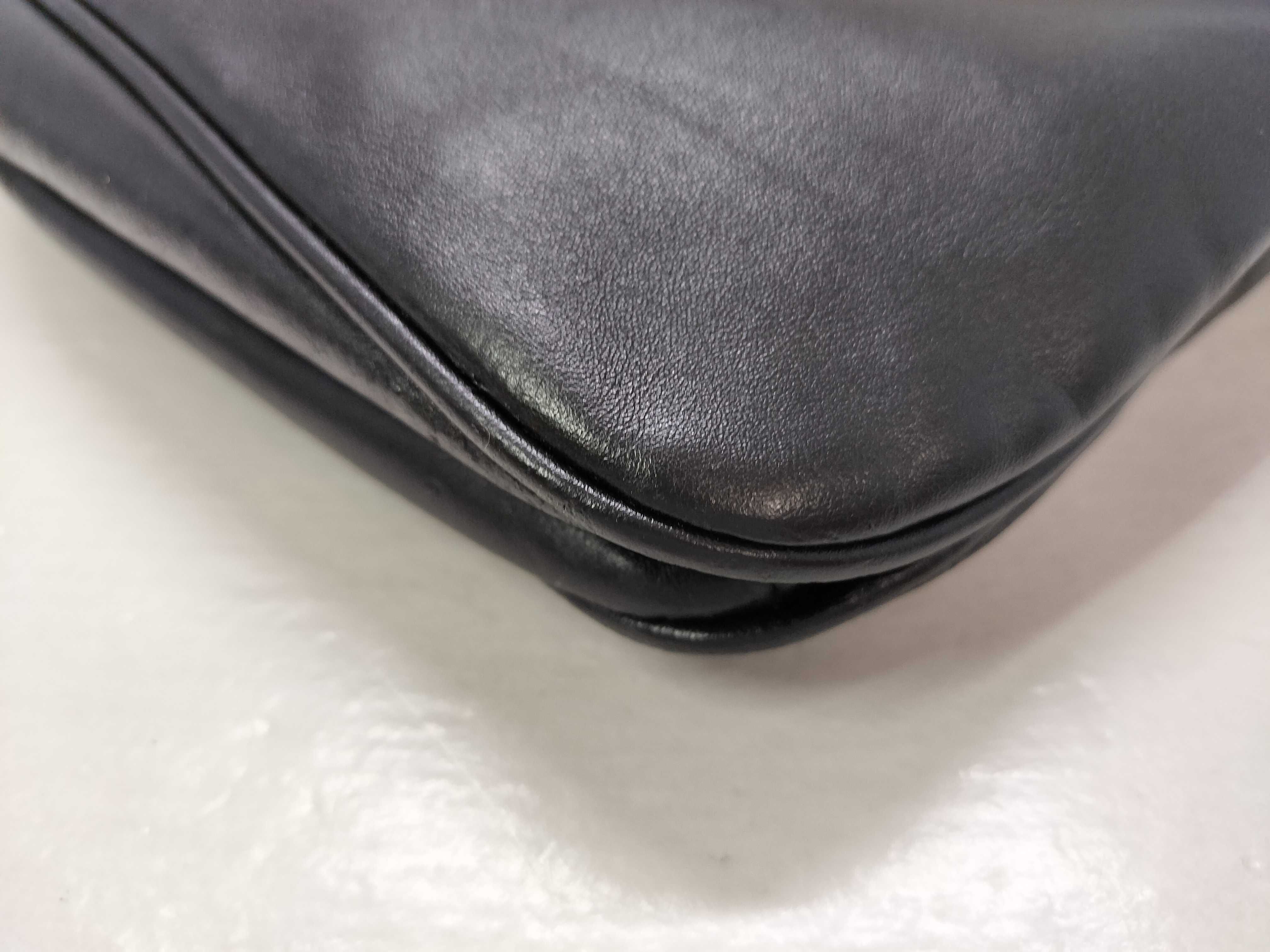 leather shoulder bag, black, serial number 22. — view 6