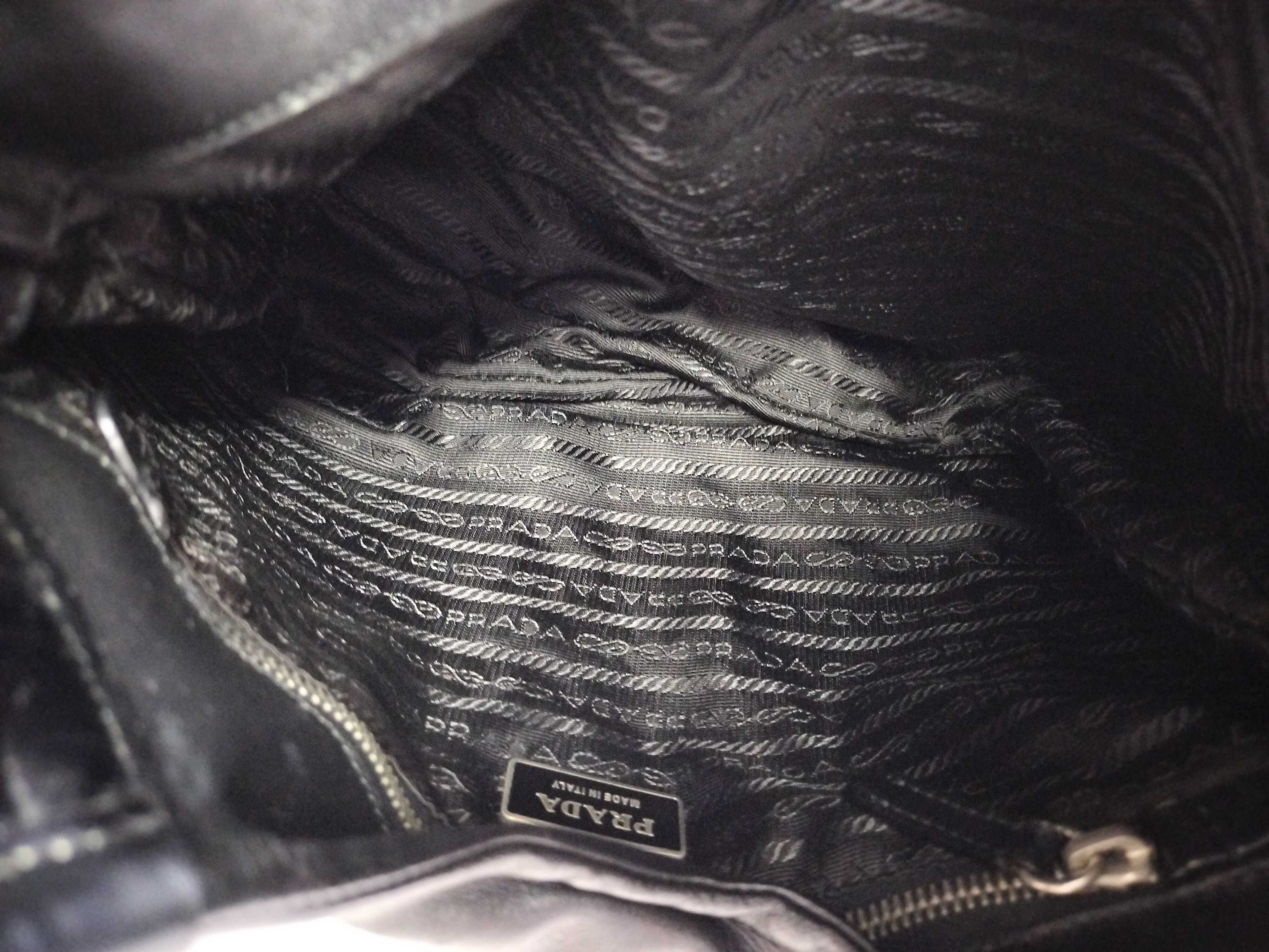 leather shoulder bag, black, serial number 22. — view 7
