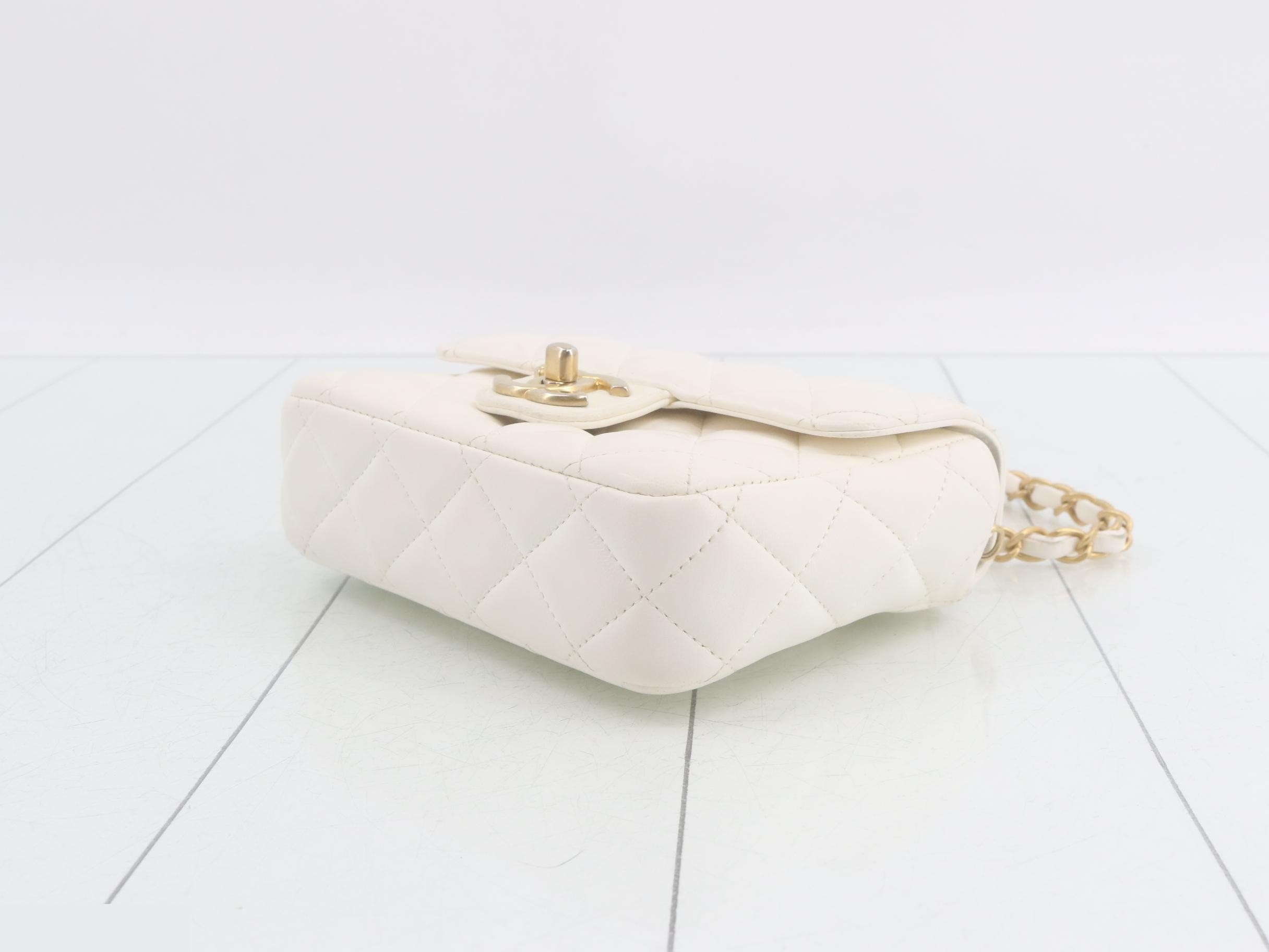 Matelassé Chain Shoulder Bag, Lambskin — view 6
