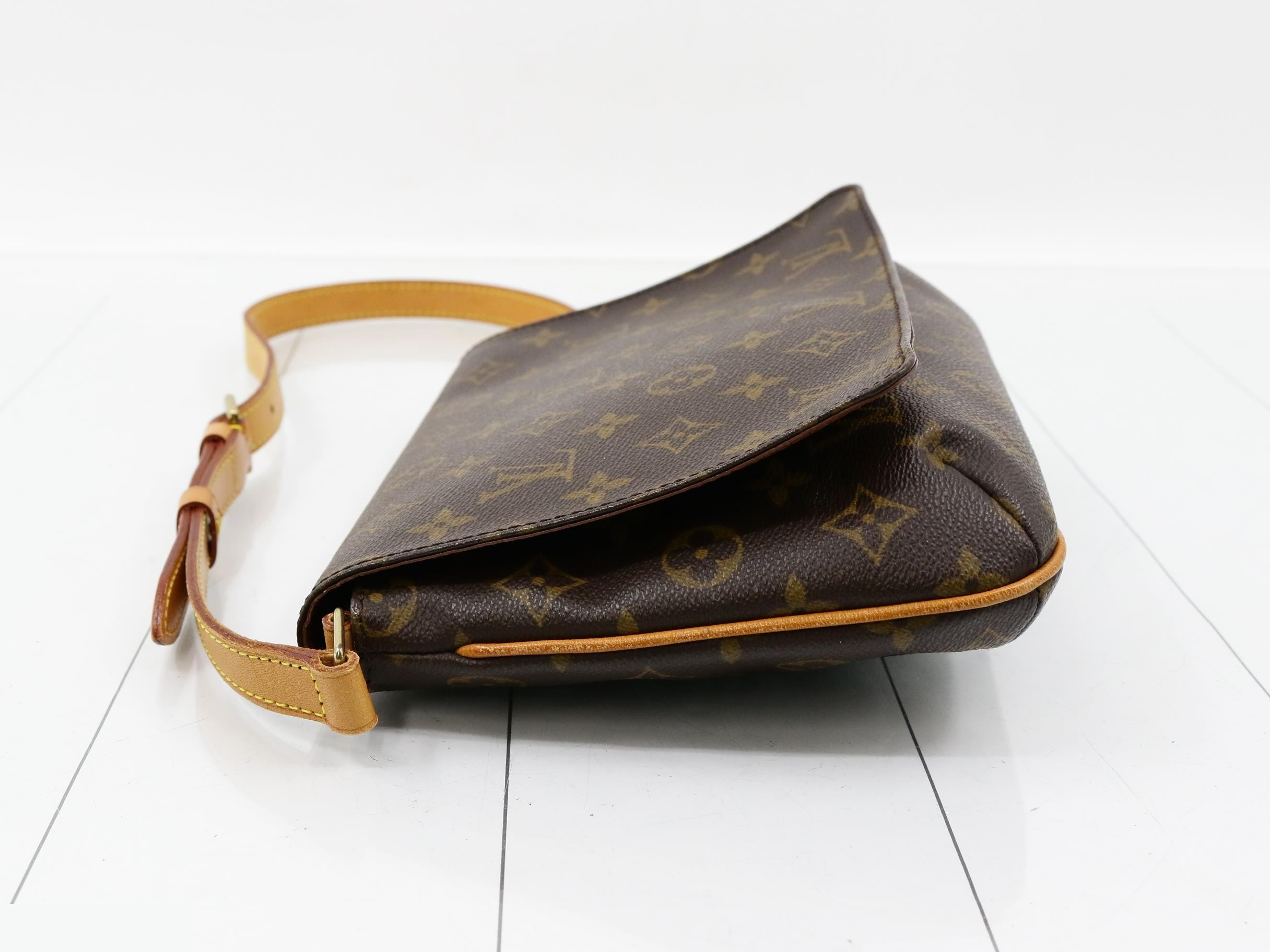 Musette Tango Short Shoulder — view 4