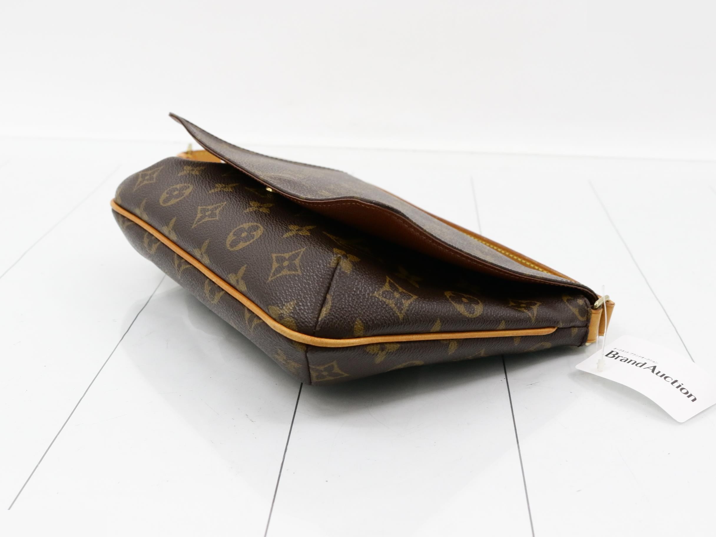Musette Tango Short Shoulder — view 6