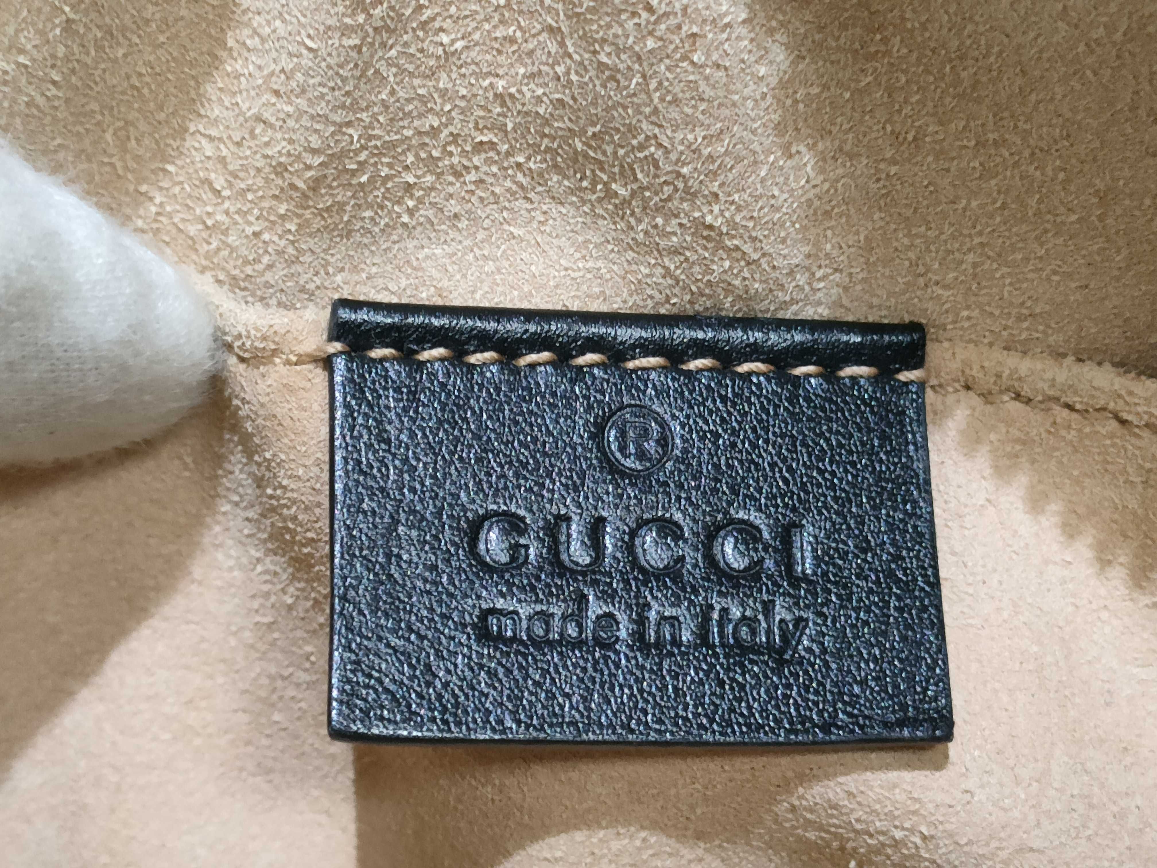 GG Marmont Quilted Shoulder Bag — view 11