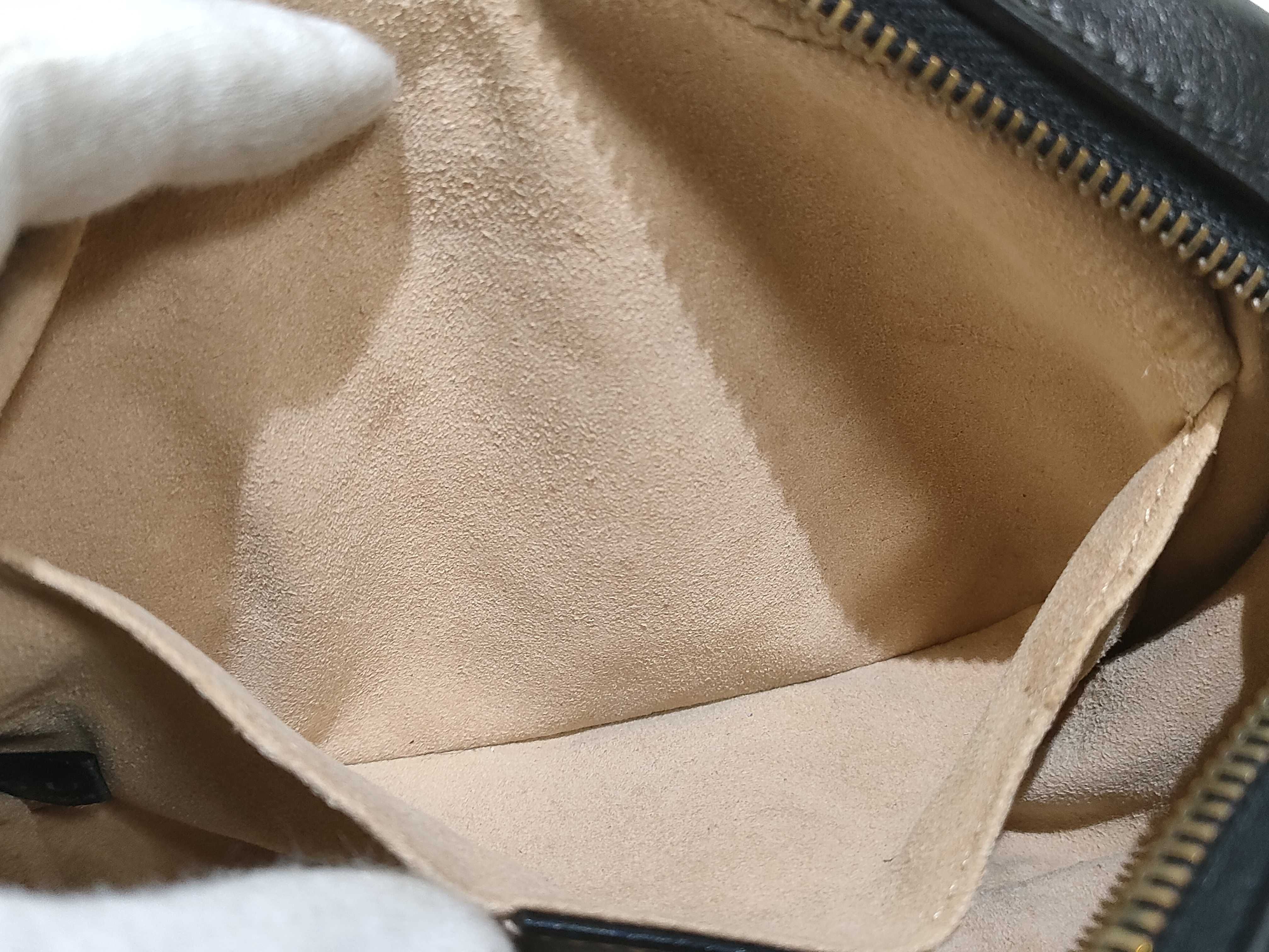 GG Marmont Quilted Shoulder Bag — view 10
