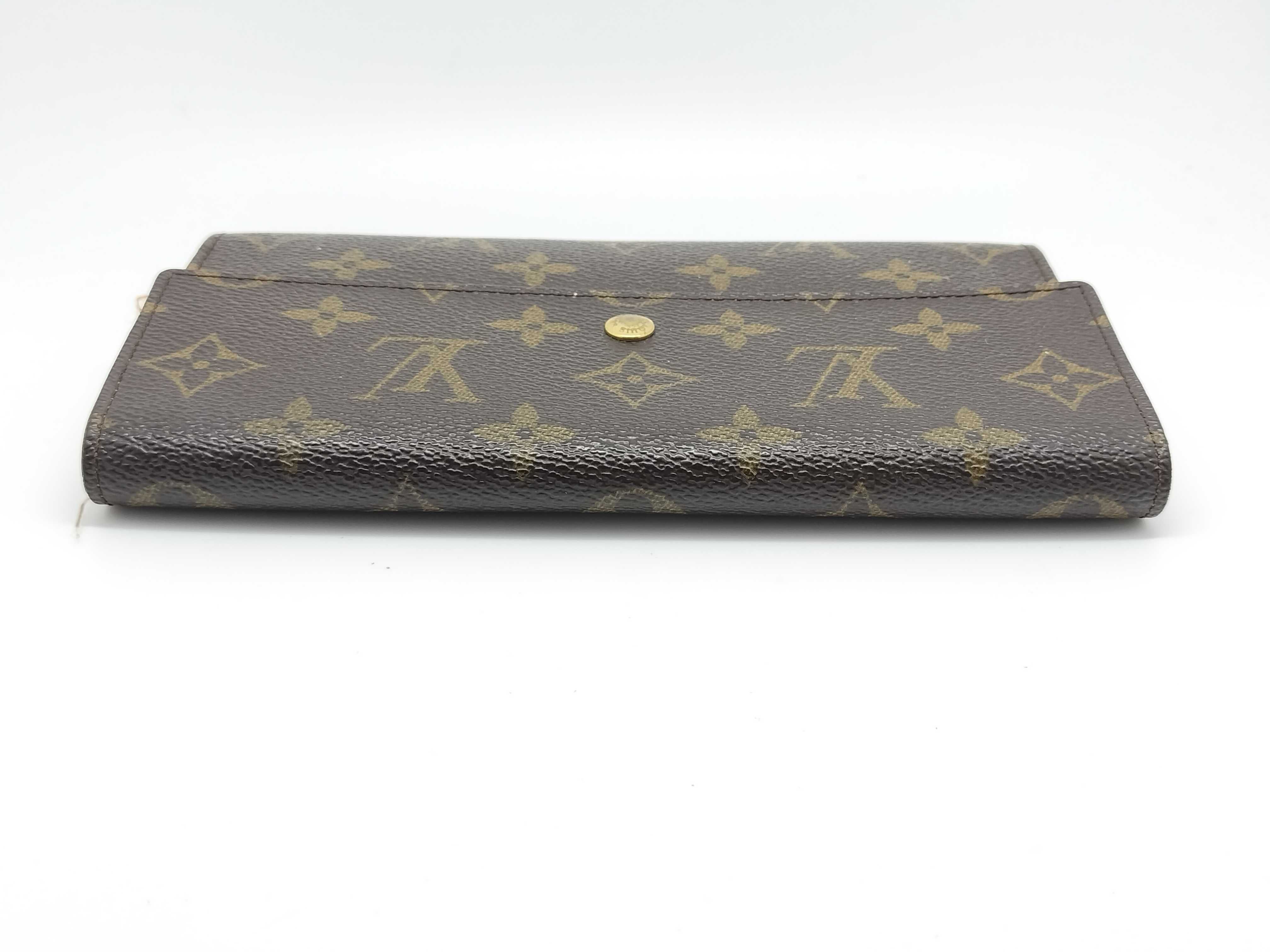Monogram Portefeuille Tresor International Long Wallet — view 6